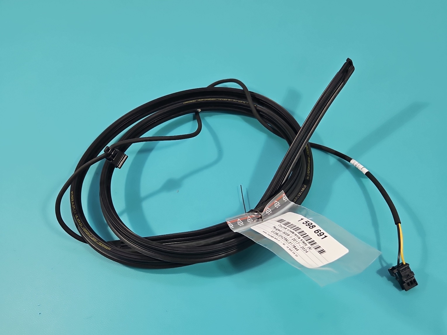 Sensor Apertura Maletero Peugeot 5008 II 9813578080 image 3