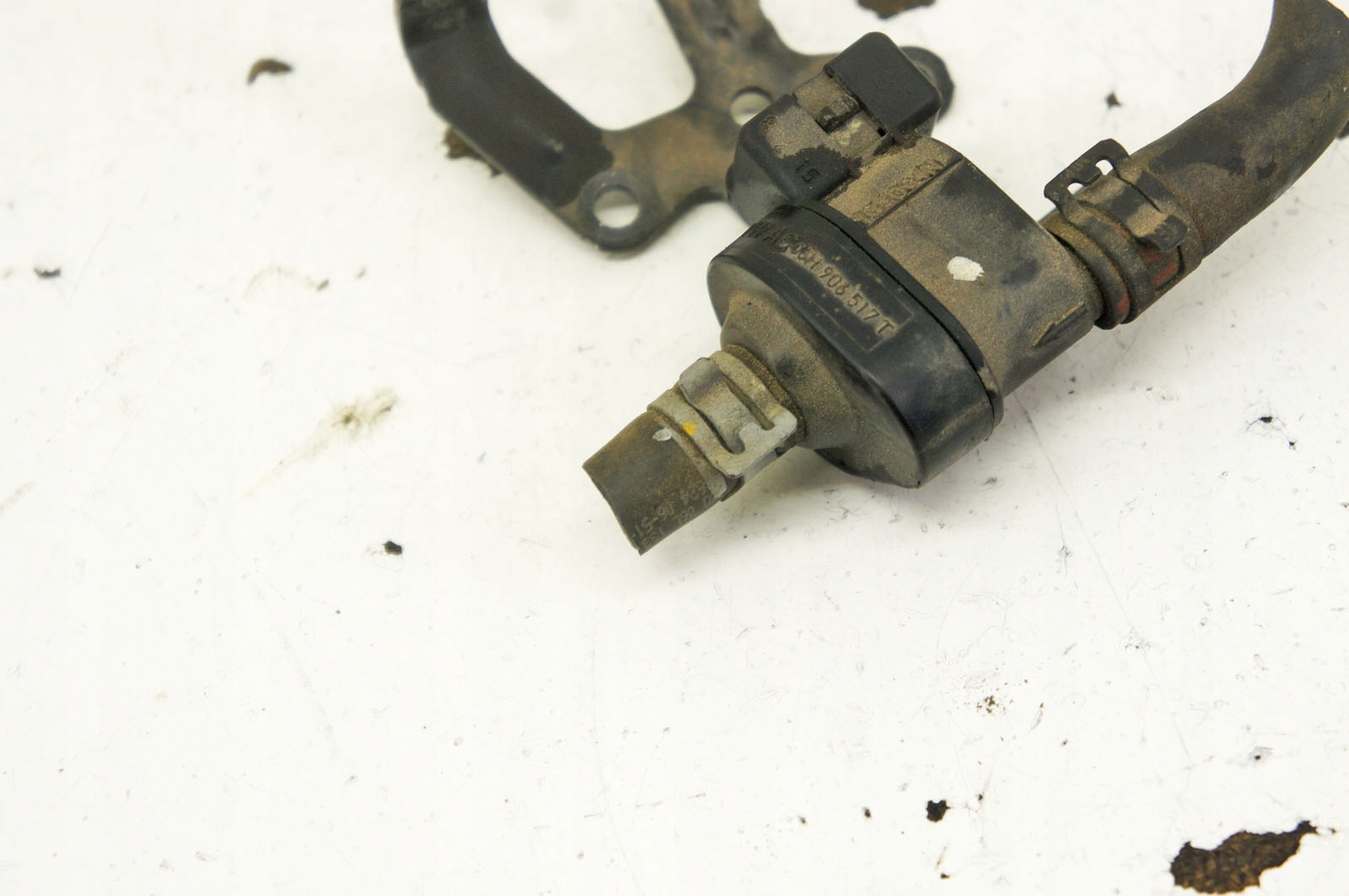 Polttoaineventtiili Seat Leon III 2.0i 06H906517T