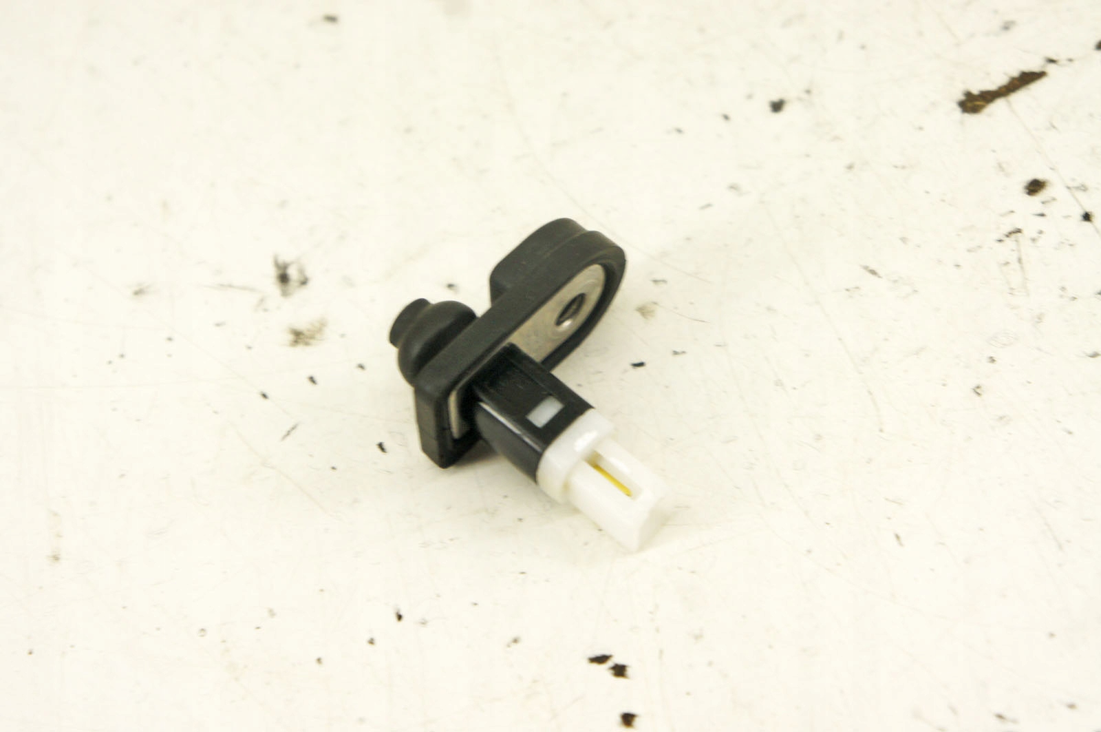 Hyundai I20 III Deurcontactsensor Links Achter SD117 image 3