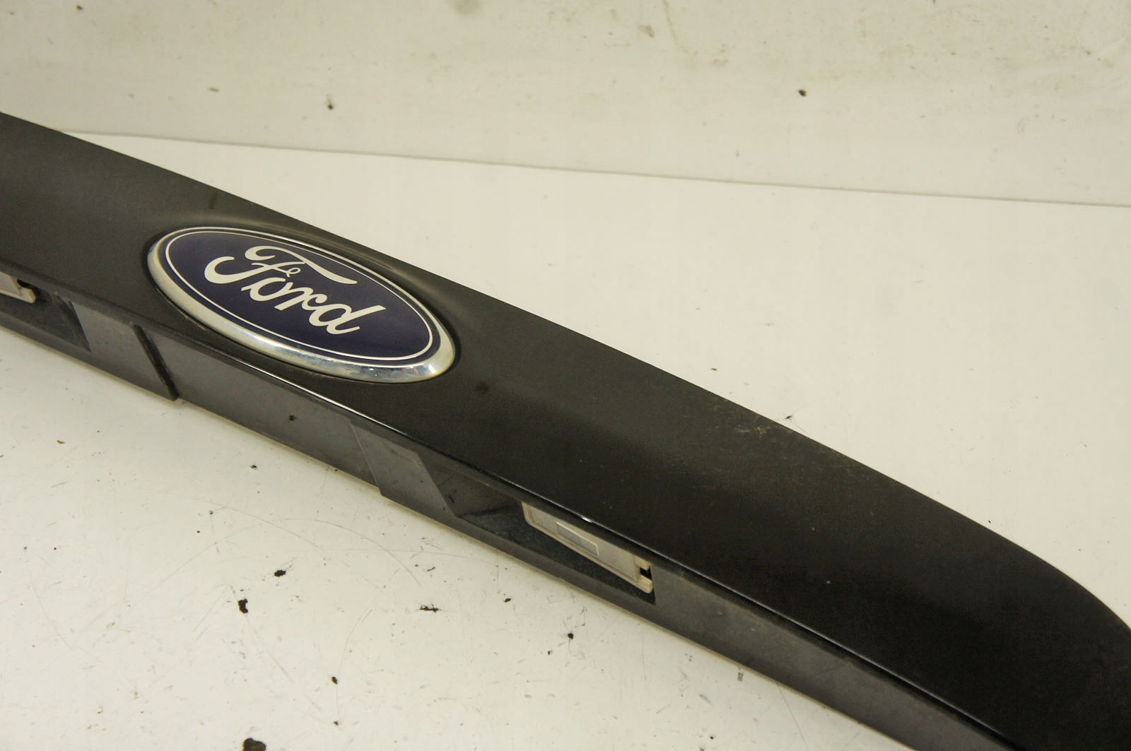 Ford Kuga Mk2 II Kofferklep Strip RS045 image 4