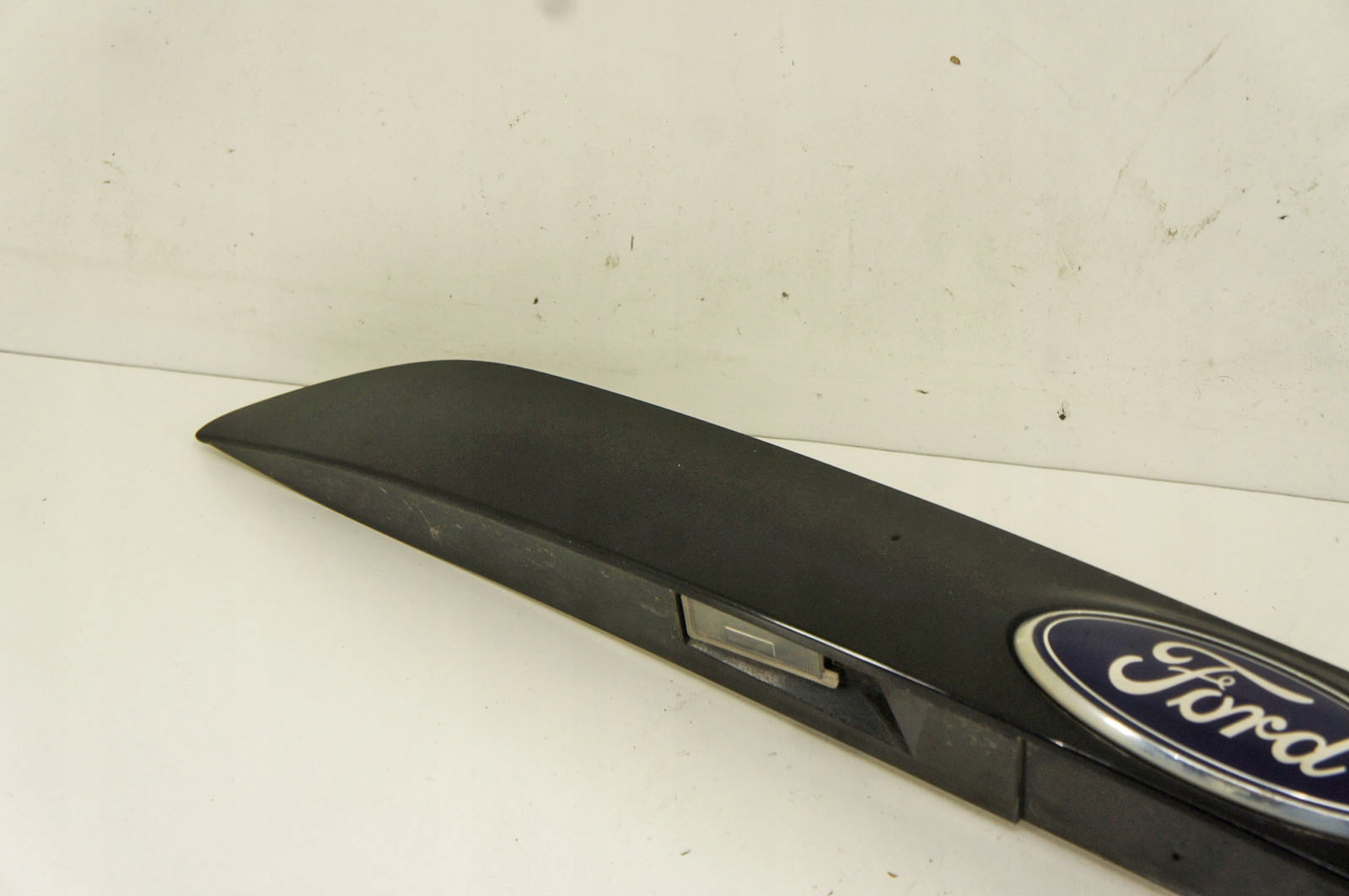 Ford Kuga Mk2 II Kofferklep Strip RS045 image 5