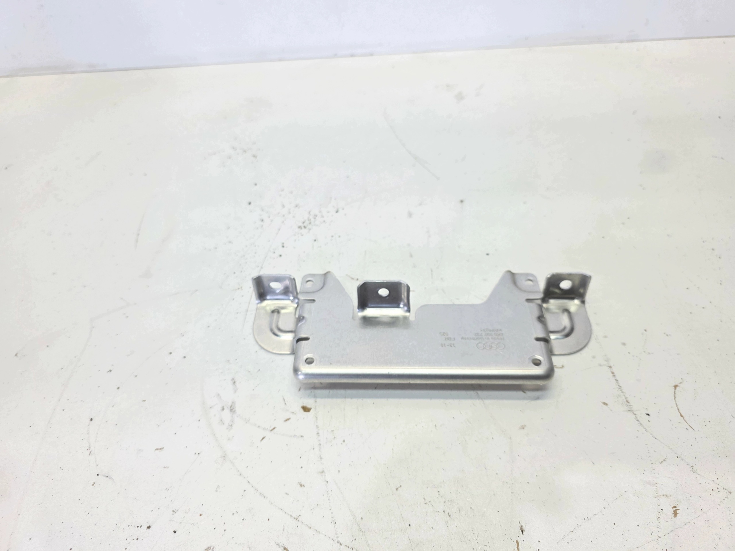 Support calculateur direction Audi A6 C8 4K0907732 image 3