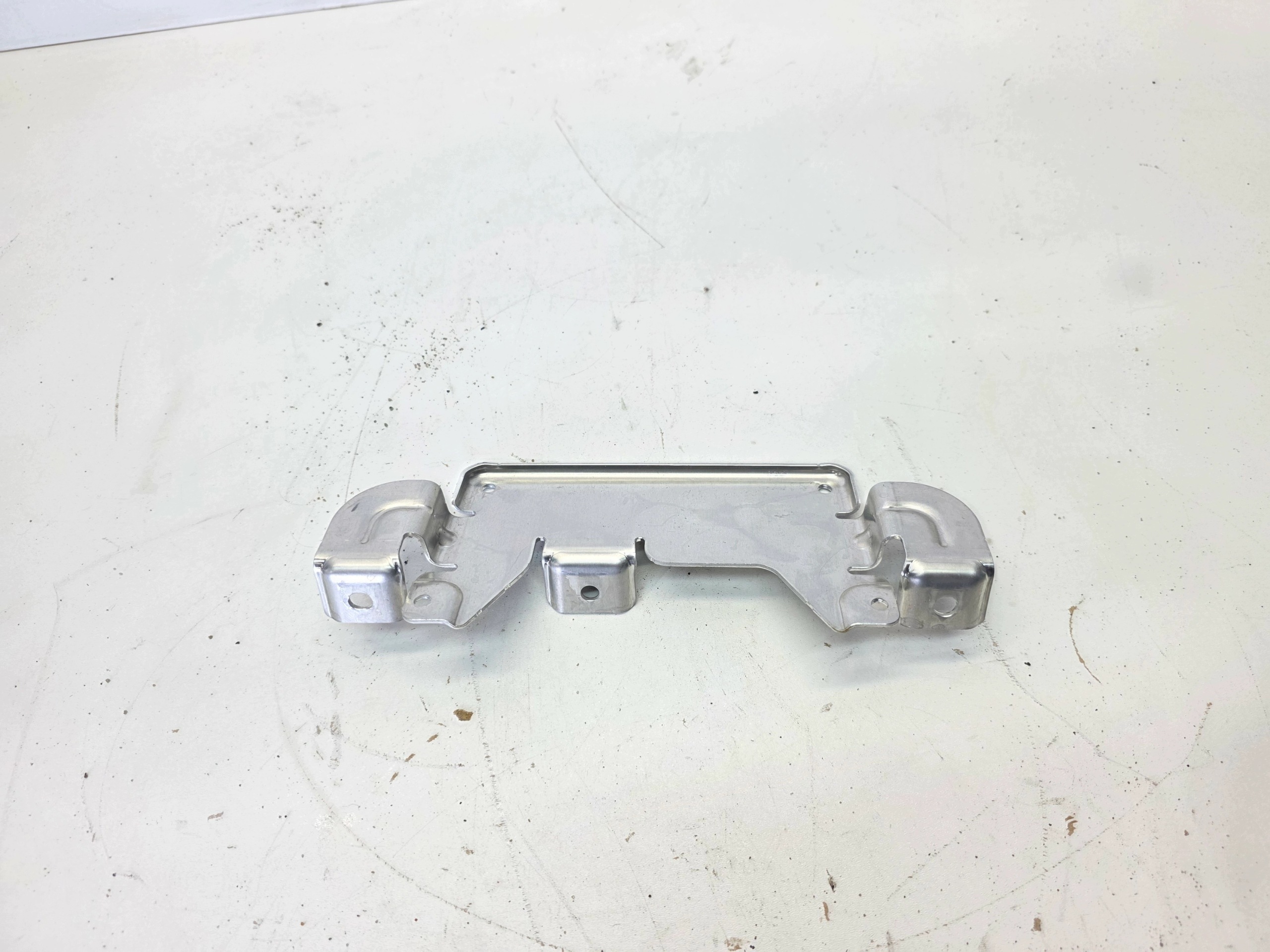 Support calculateur direction Audi A6 C8 4K0907732 image 4