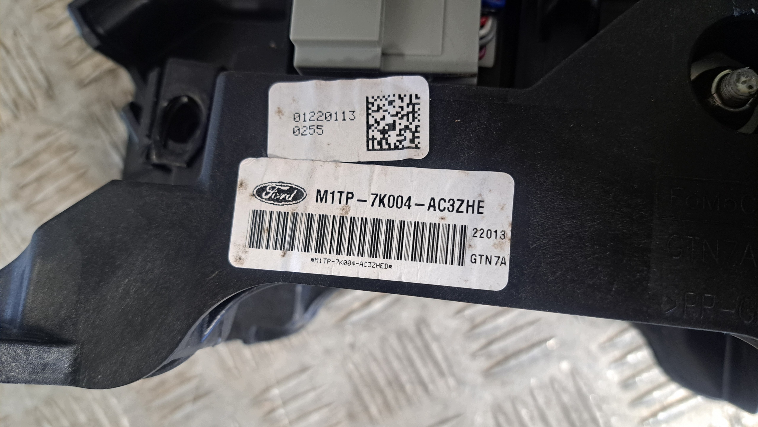 Seletor de marchas Ford Puma Mk2 1.0 Ecoboost image 4
