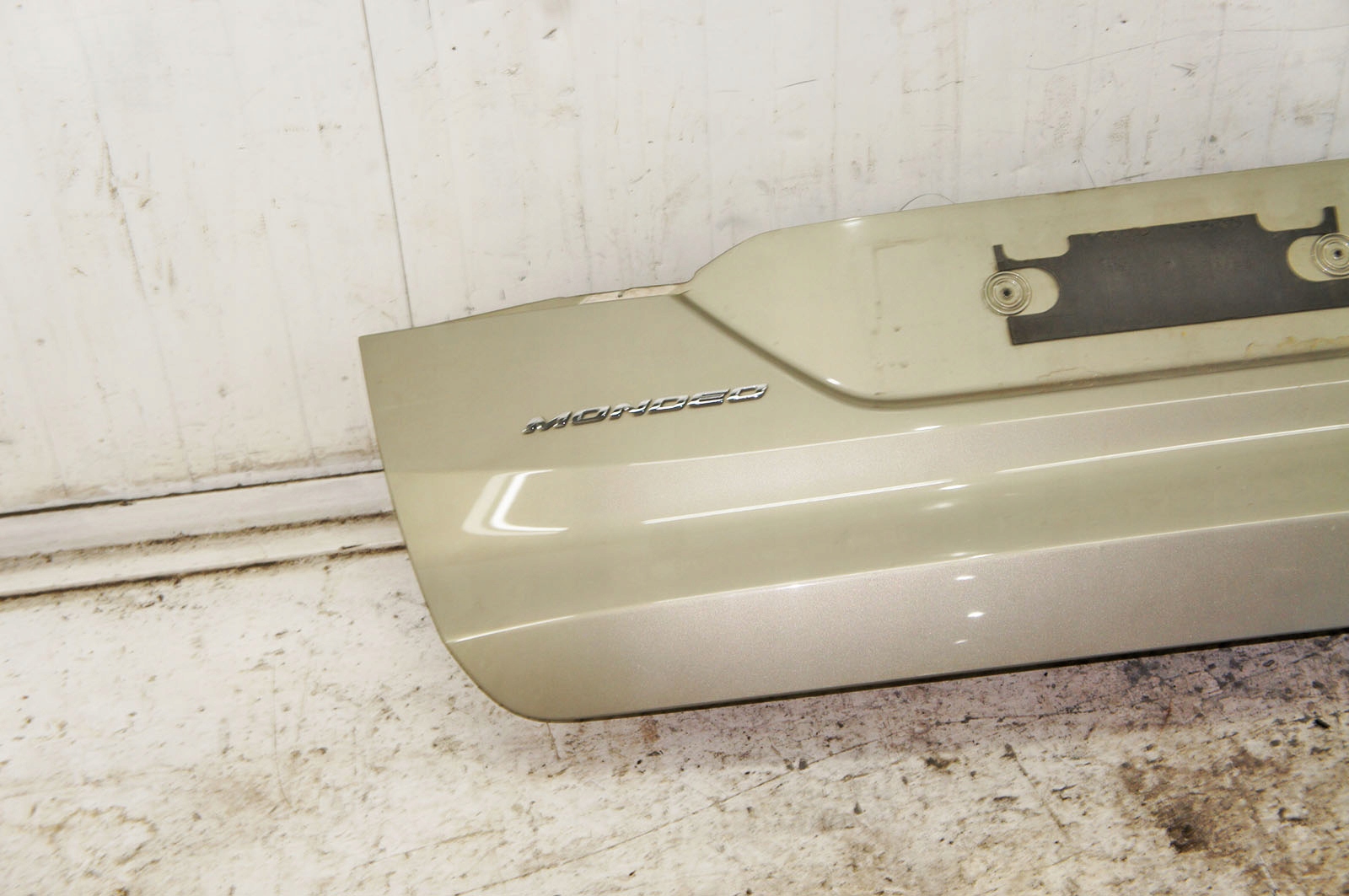 Ford Mondeo Mk5 Kofferraumklappen-Blende QD460-AR42144 image 4