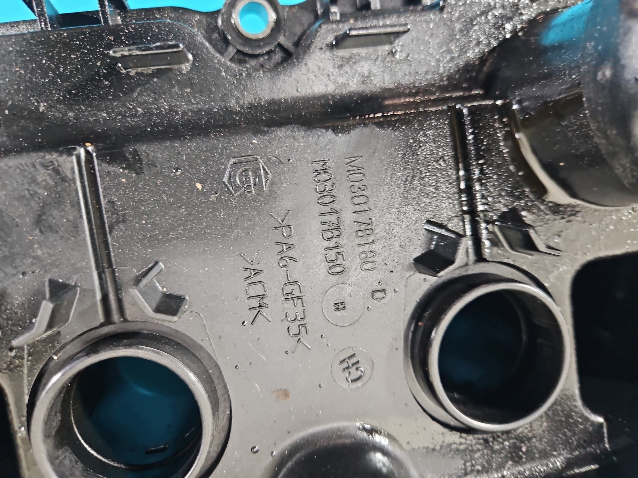Valve Cover Peugeot 207 1.6 16V Used OEM M03017B180