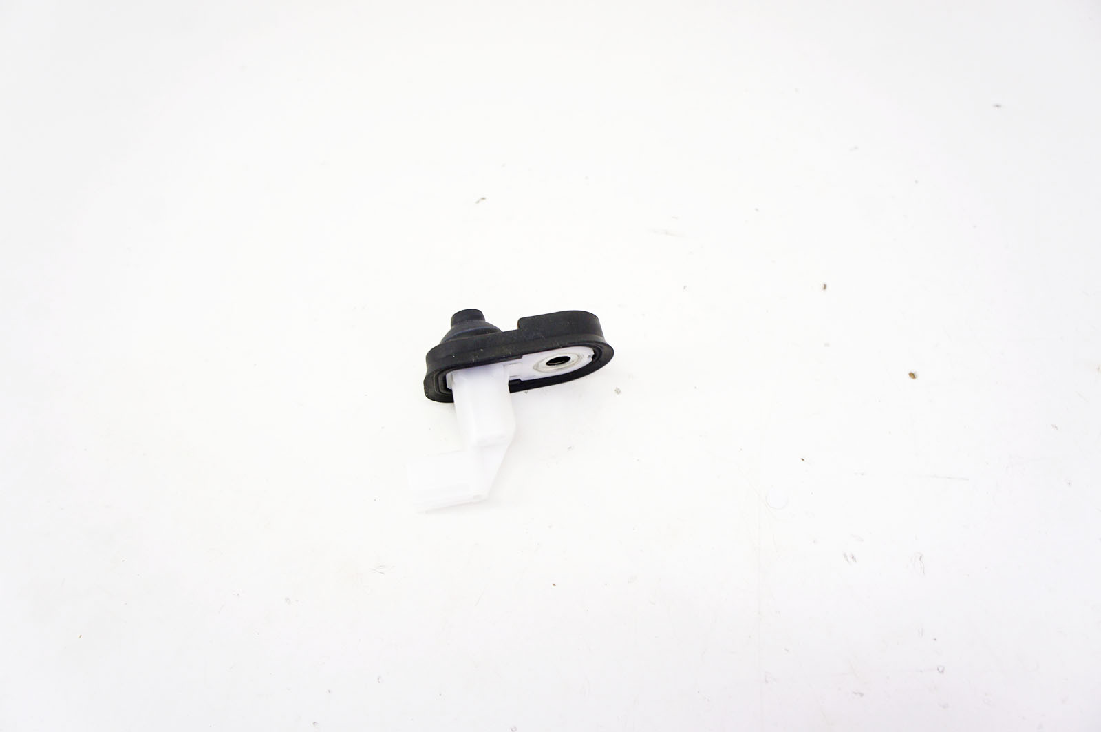 NP300+ Suzuki Vitara III Deurcontactsensor AR image 4