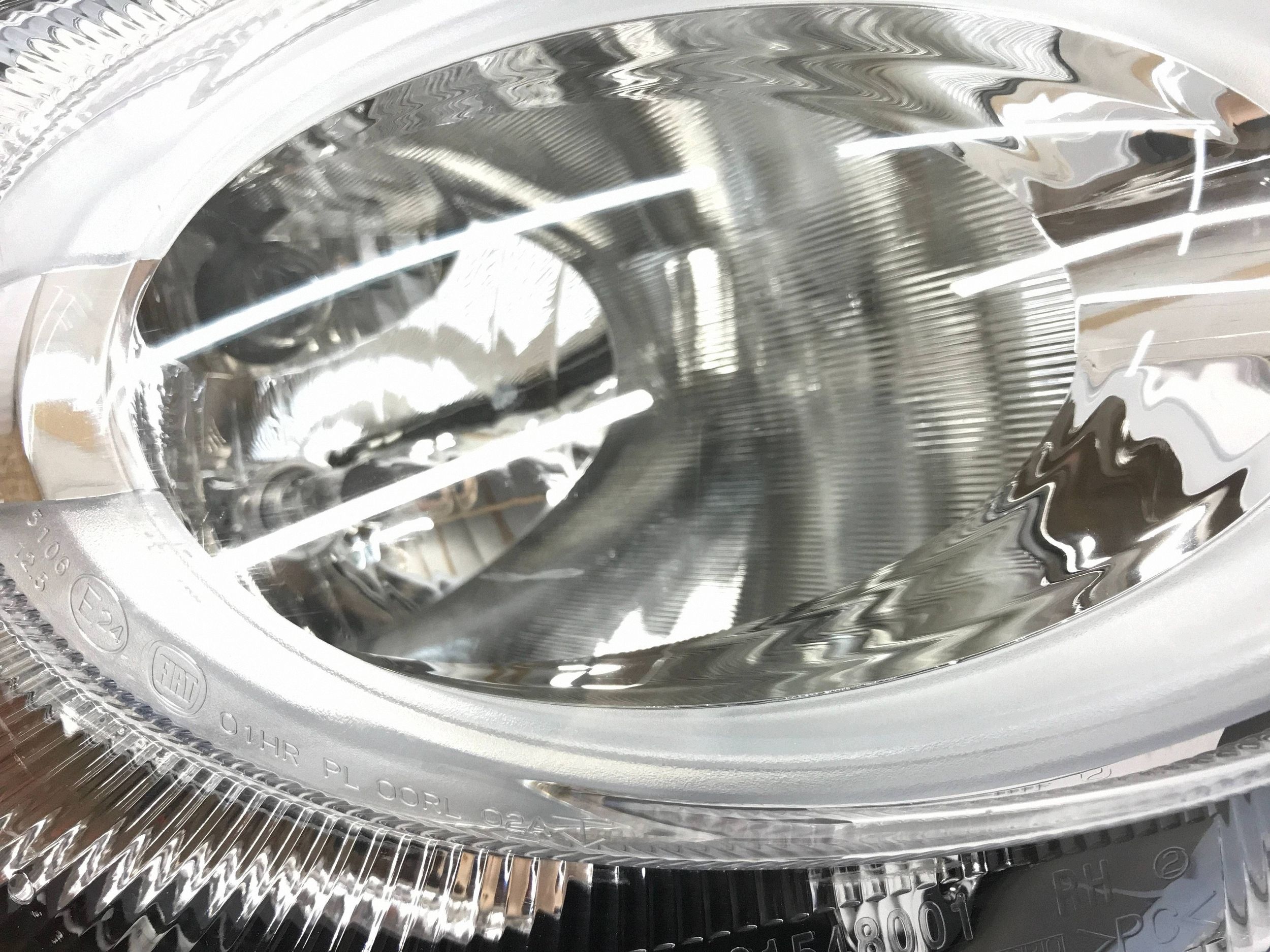 Fiat 500L DRL Halogen Right Front 81548502 image 3