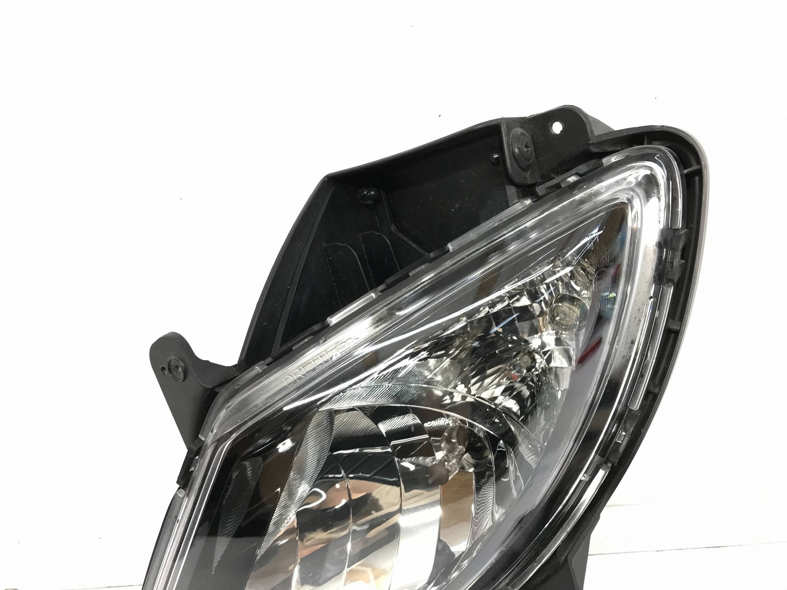 Alkuperäinen sumuvalo vasen Hyundai i20 I Lift 2012-2014