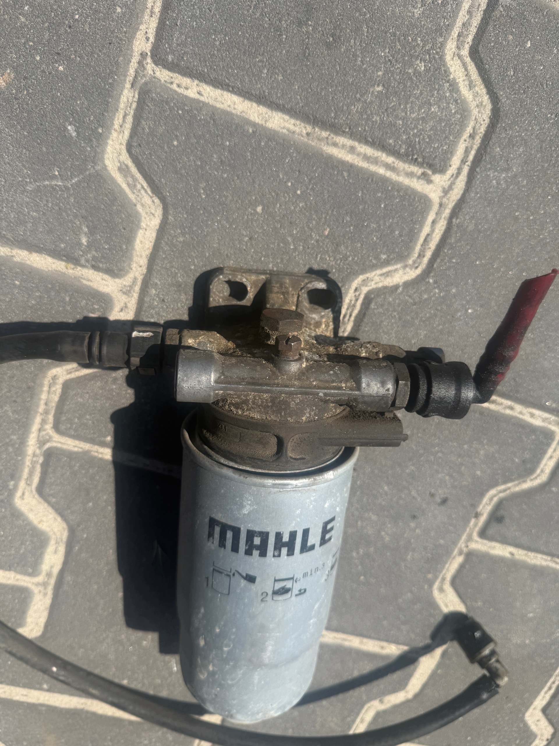 Base filtro combustible Renault Mascott 2.8 image 3