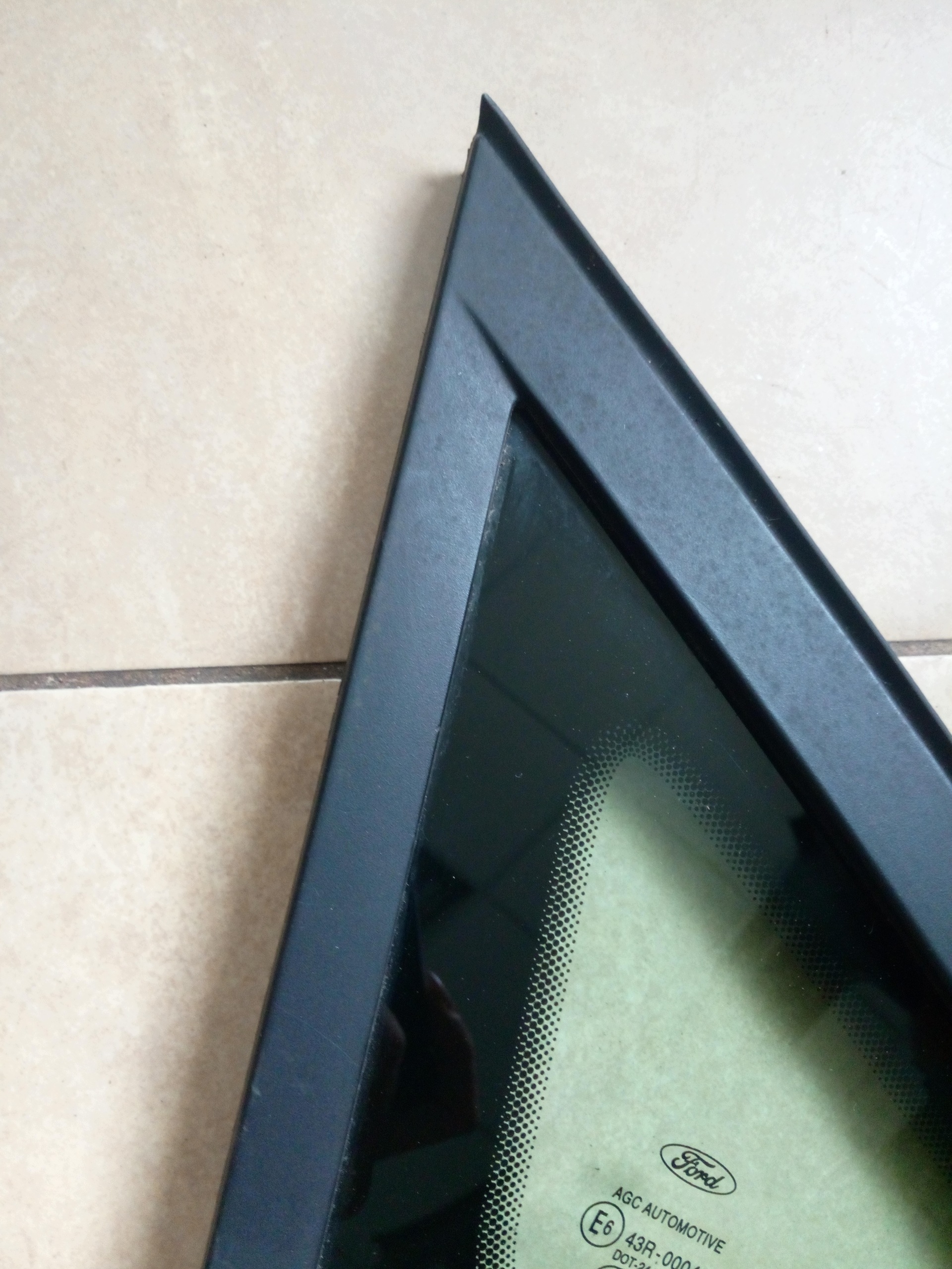 Ford Fiesta MK7 Frontscheibe rechts Chrom OEM image 6