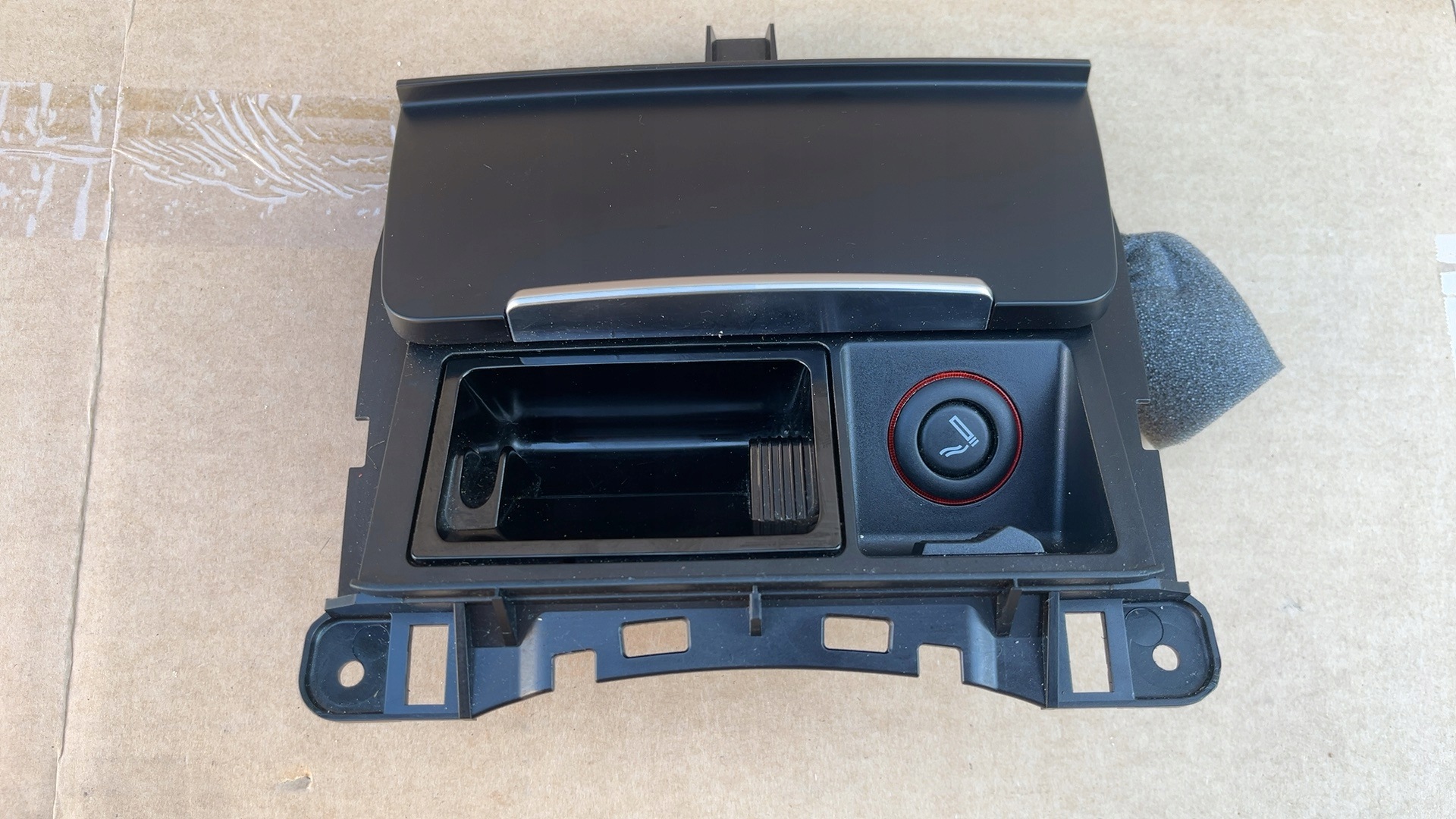 Audi A4 B8 A5 Q5 cendrier boîte 8K0857951C image 3