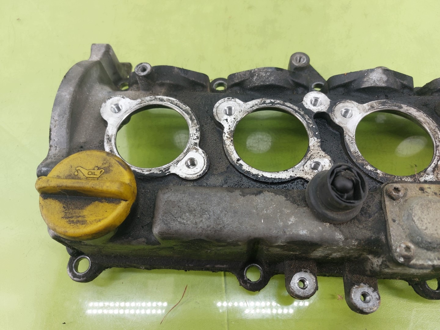 Ventildeckel Opel Meriva A 1.7 CDTI 897324506 image 9