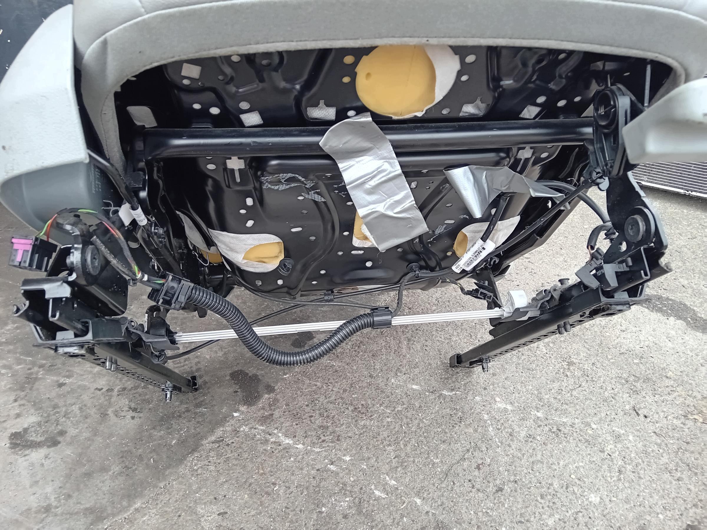 Fauteuil passager Audi A4 B8 (A4B8FPP) image 5