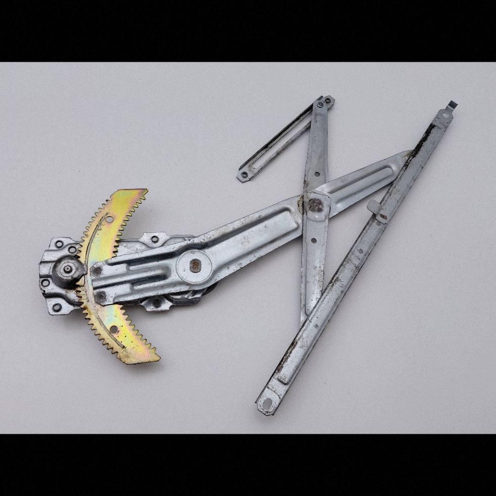 Manueller Fensterheber links hinten Daihatsu Move L600 OEM DRC121816 image 5