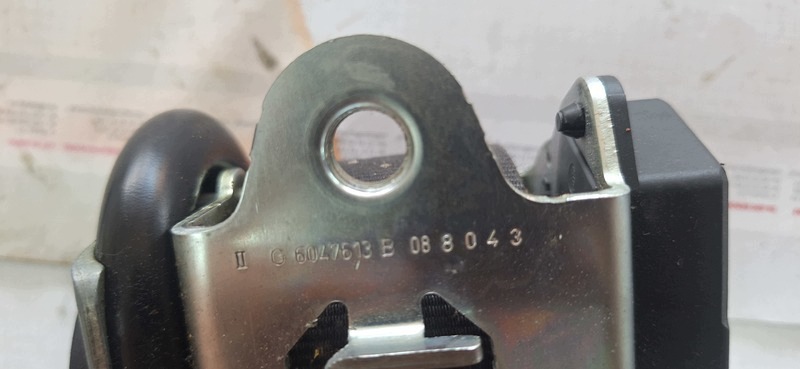 Vänster främre säkerhetsbälte Skoda Superb II 68200 image 7