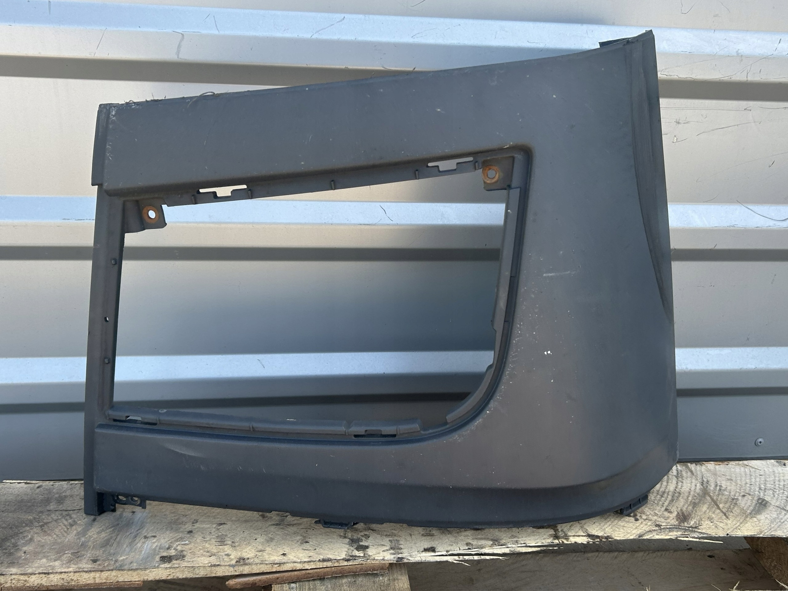 Spoiler Lateral Direito Mercedes Actros MP4 A9608854825 image 2