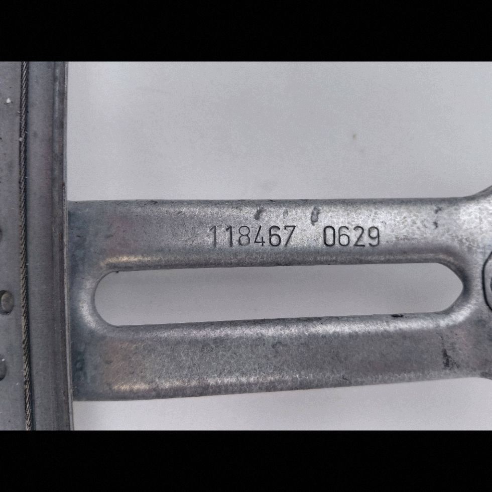 Lève-vitre manuel arrière droit Dacia Logan I image 3