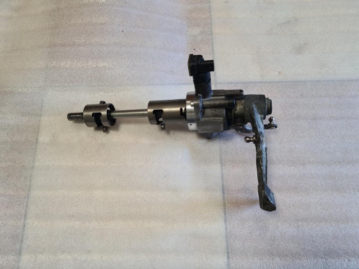 OPEL ASTRA J 4 2009-2016 Schalthebel Getriebe 55572420