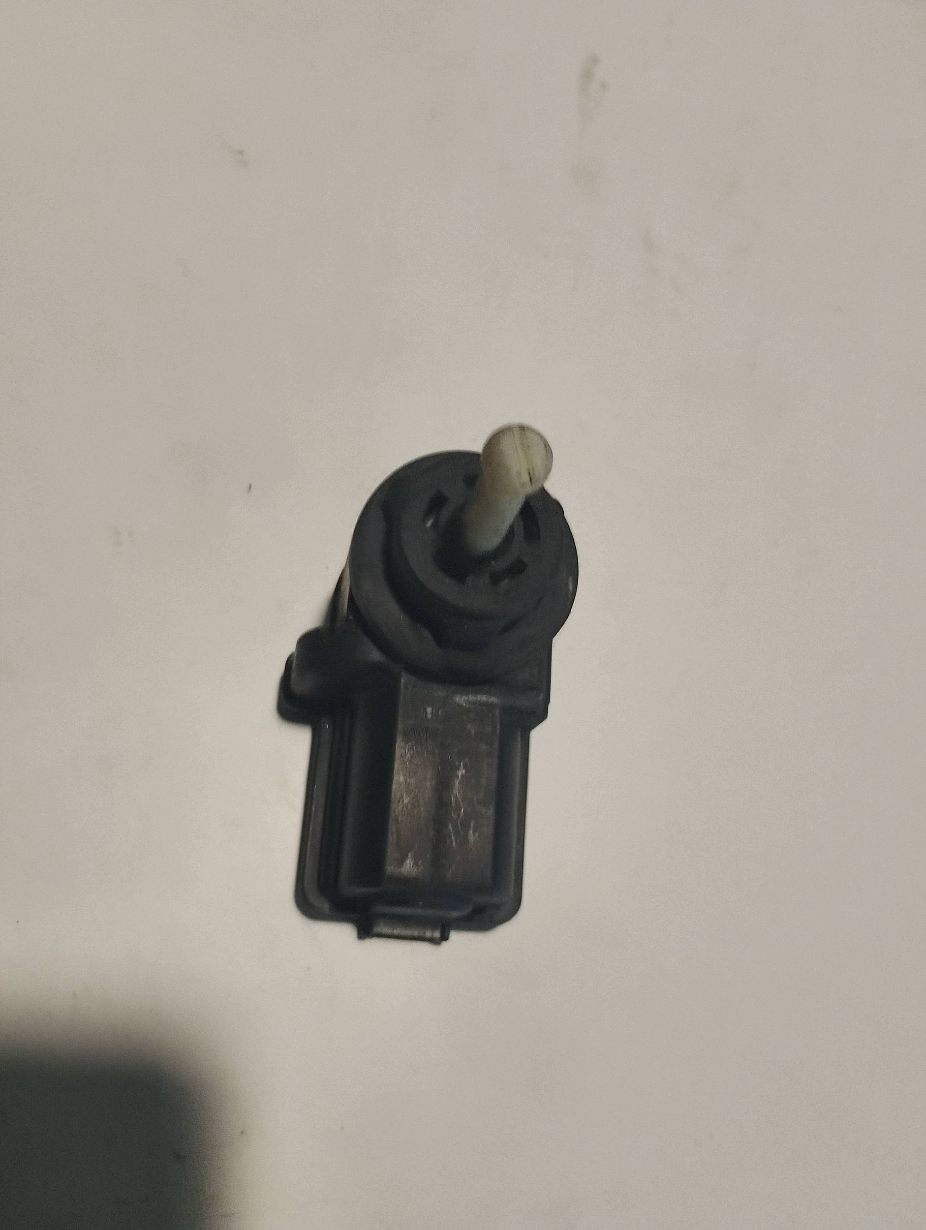 VW Headlight Leveling Motor 1J09412955B image 4