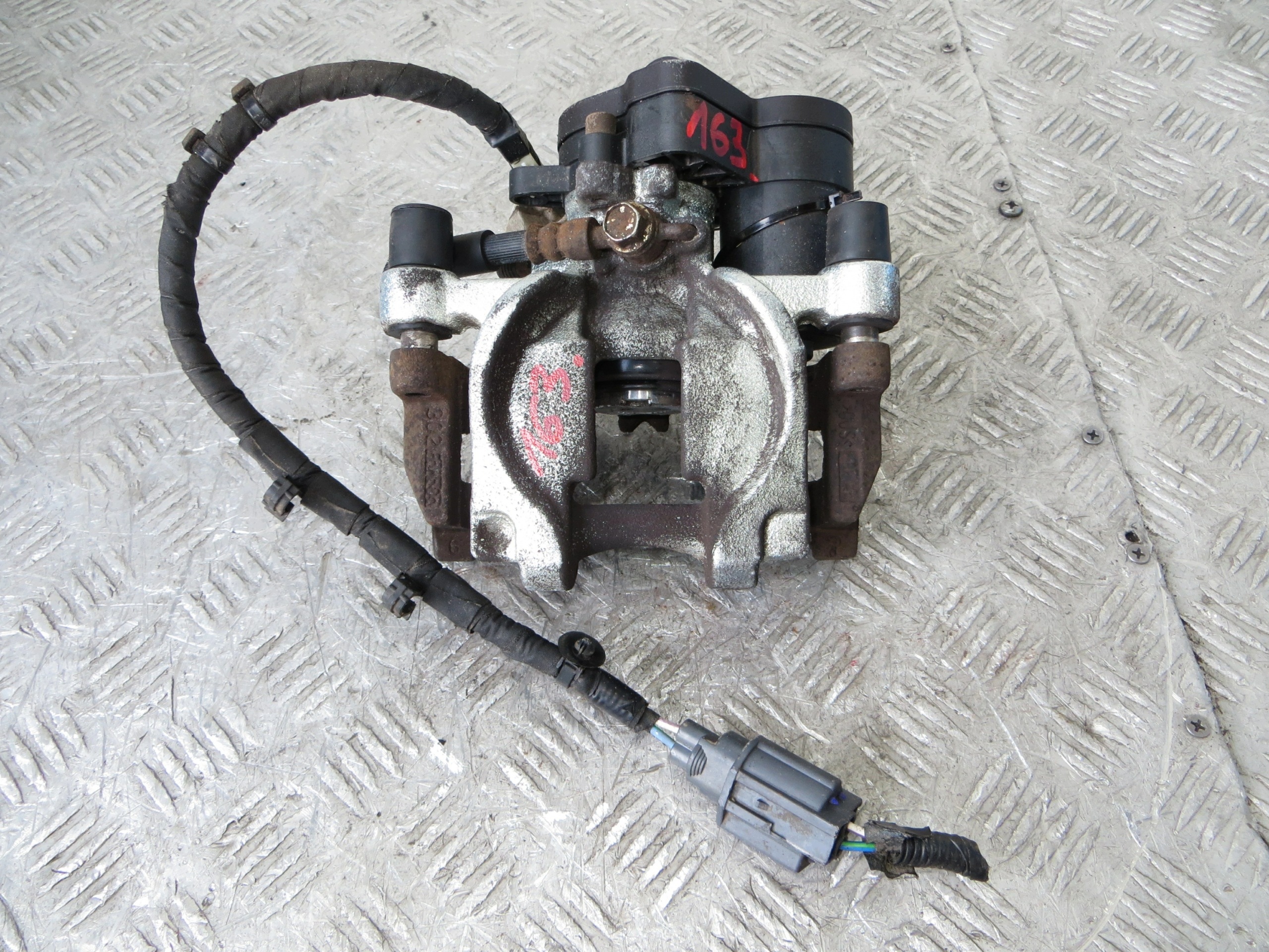 Bremszange links hinten Ford Mondeo MK V 2.0B DG9T-2B254-AH 14-22 image 2