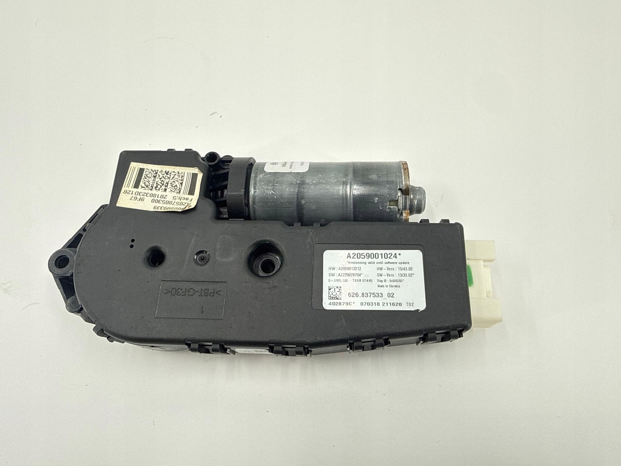Motore szyberdachu Mercedes C W205 A2057805300 image 3