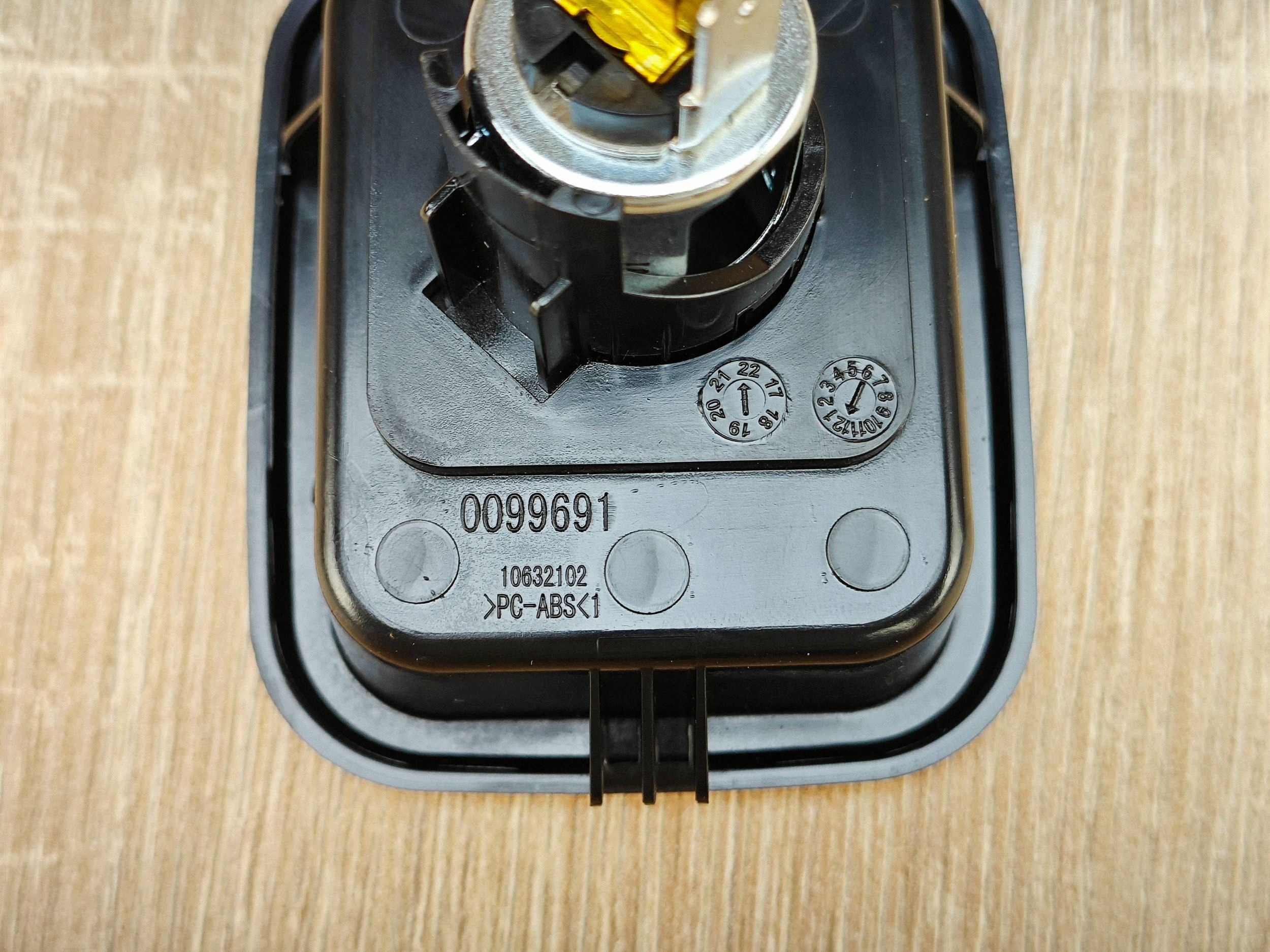 Tomada Isqueiro 180W BMW X3 G01 X4 G02 LCI image 5