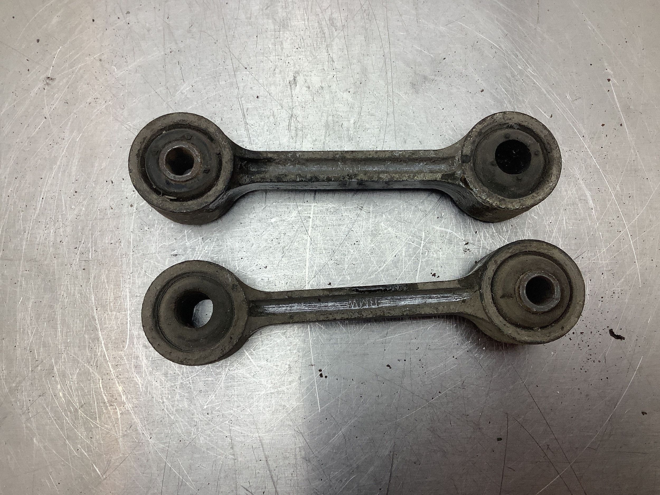 Bakre stabilisatorclämma BMW 3 E30 1112526131 image 3