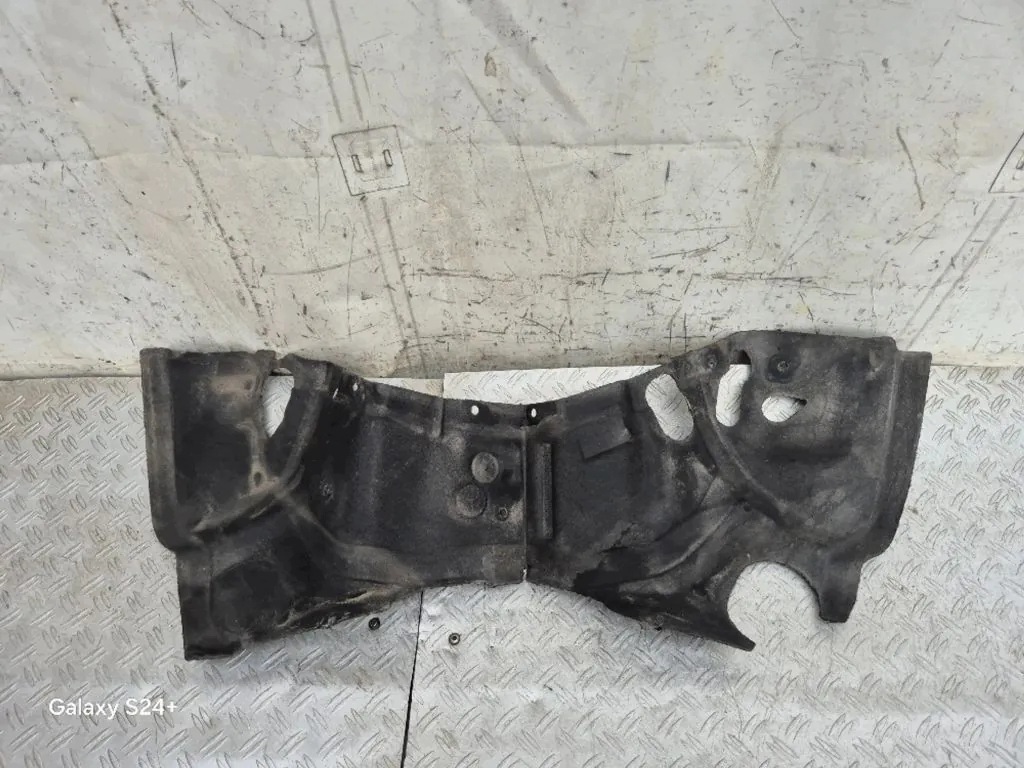 Isolation acoustique Mercedes E W212 A2126822501 image 3