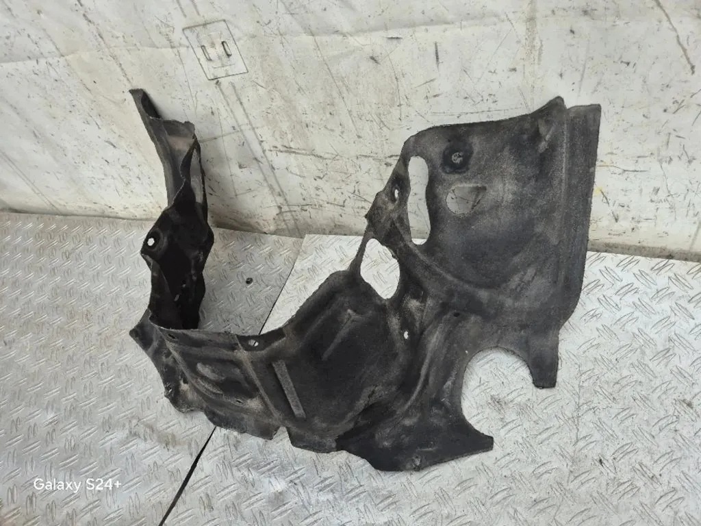 Isolation acoustique Mercedes E W212 A2126822501 image 7