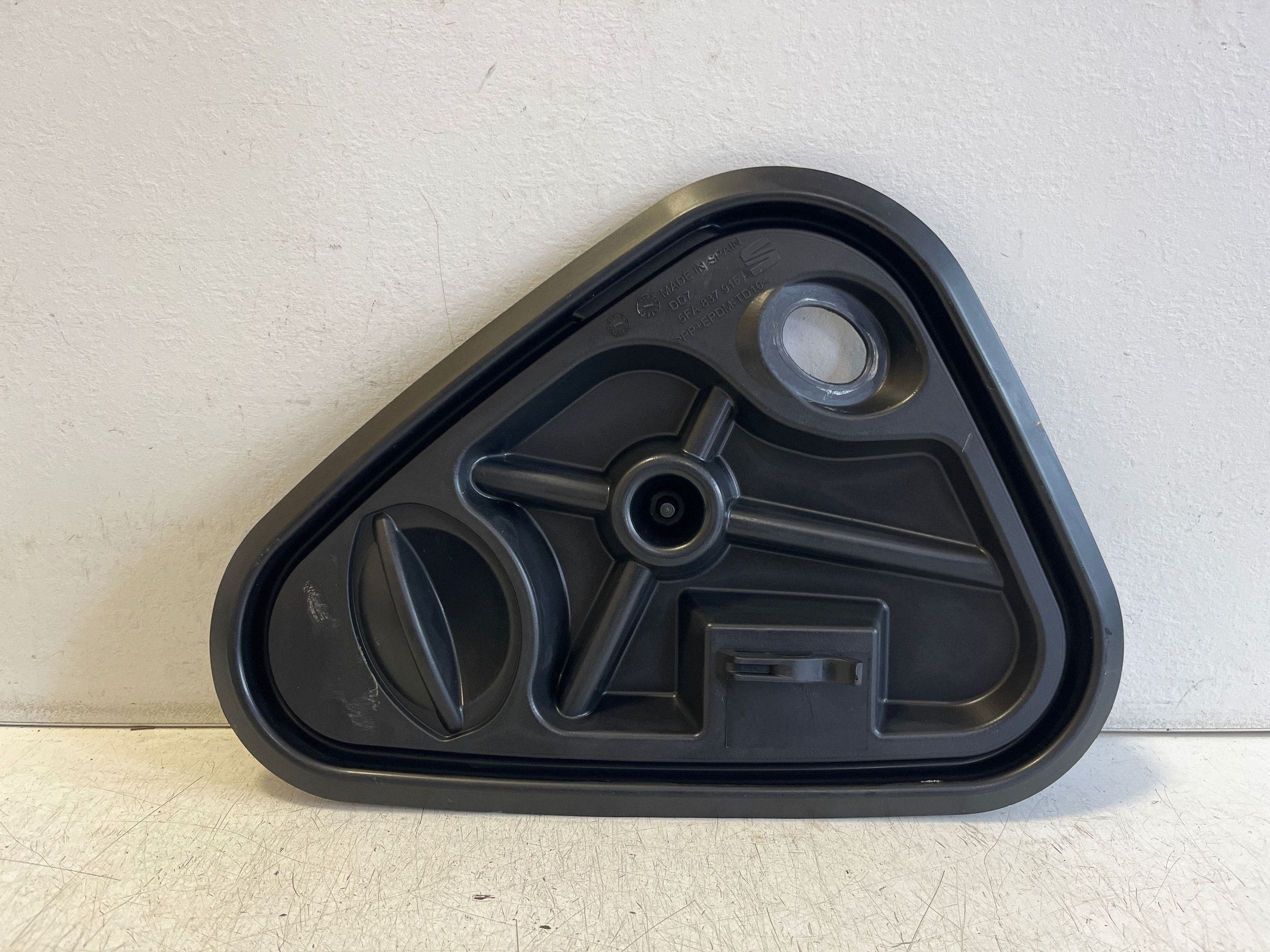 CUPRA FORMENTOR Élément de porte Gauche OEM 5FA837915A image 2