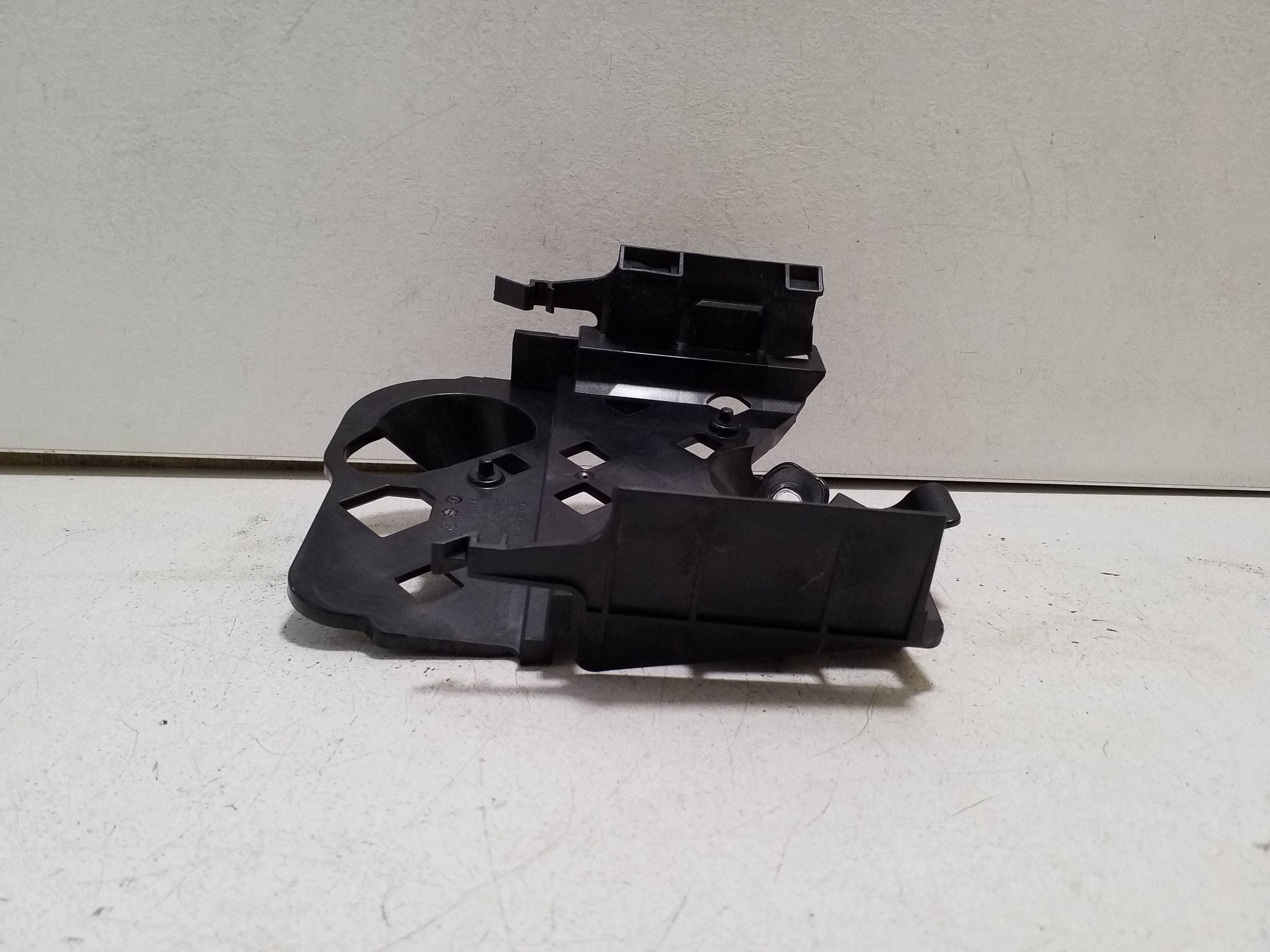 Cupra Formentor Engine Computer Mount 5WA906507A image 3