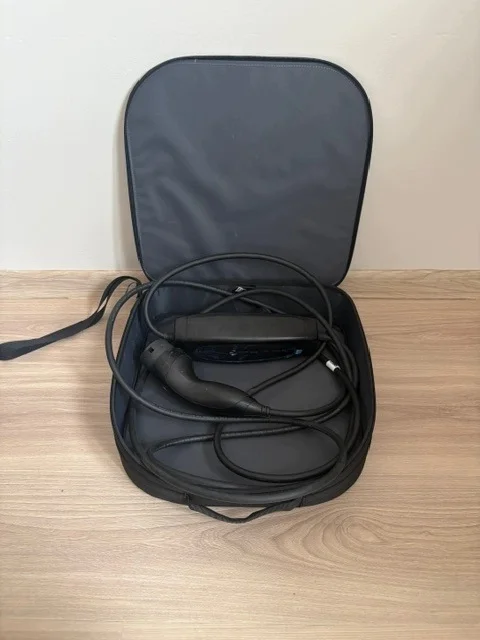 Chargeur Mercedes Type 2 230V 8A EVSE A0005833500 image 2