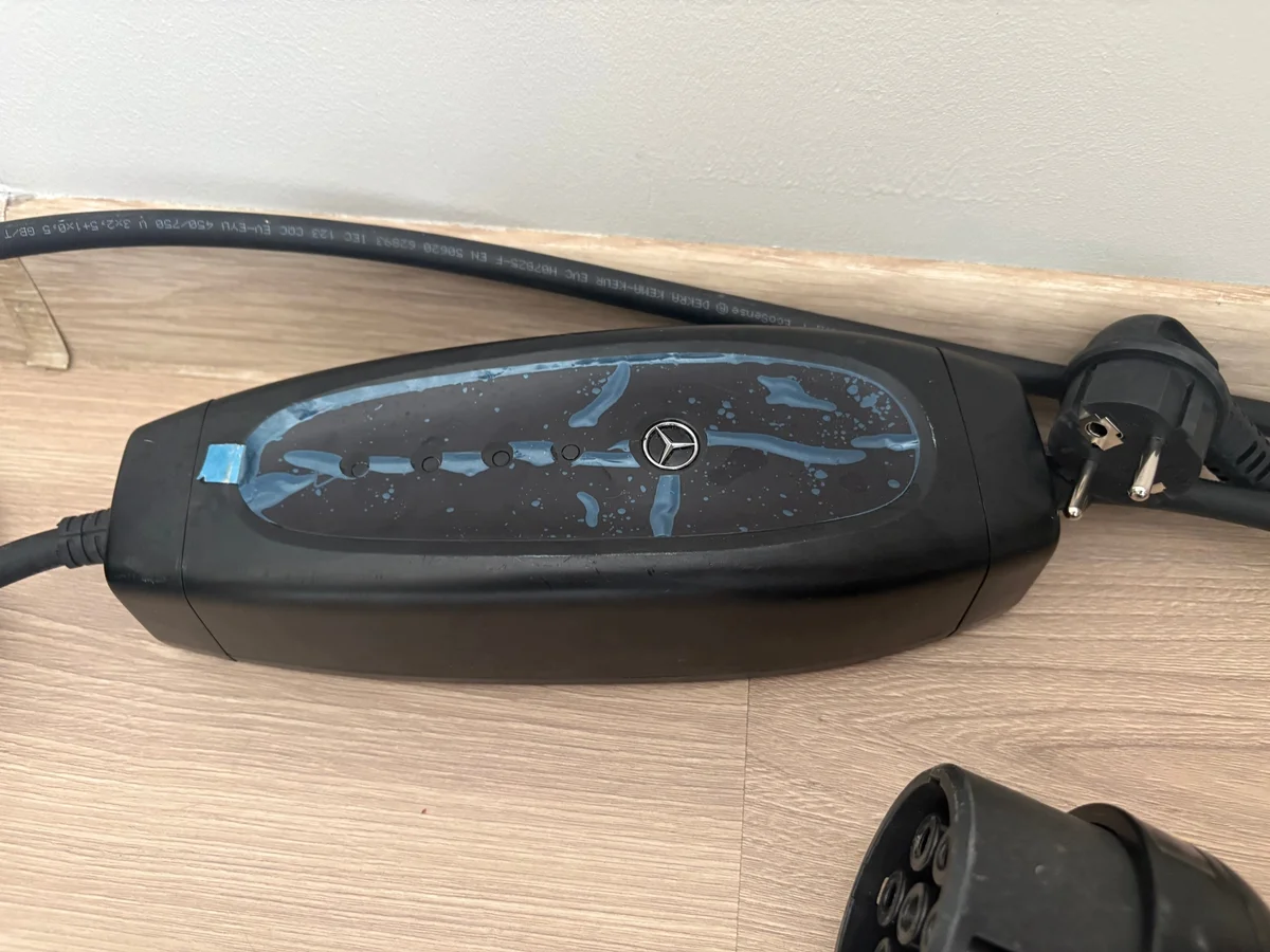 Chargeur Mercedes Type 2 230V 8A EVSE A0005833500 image 5