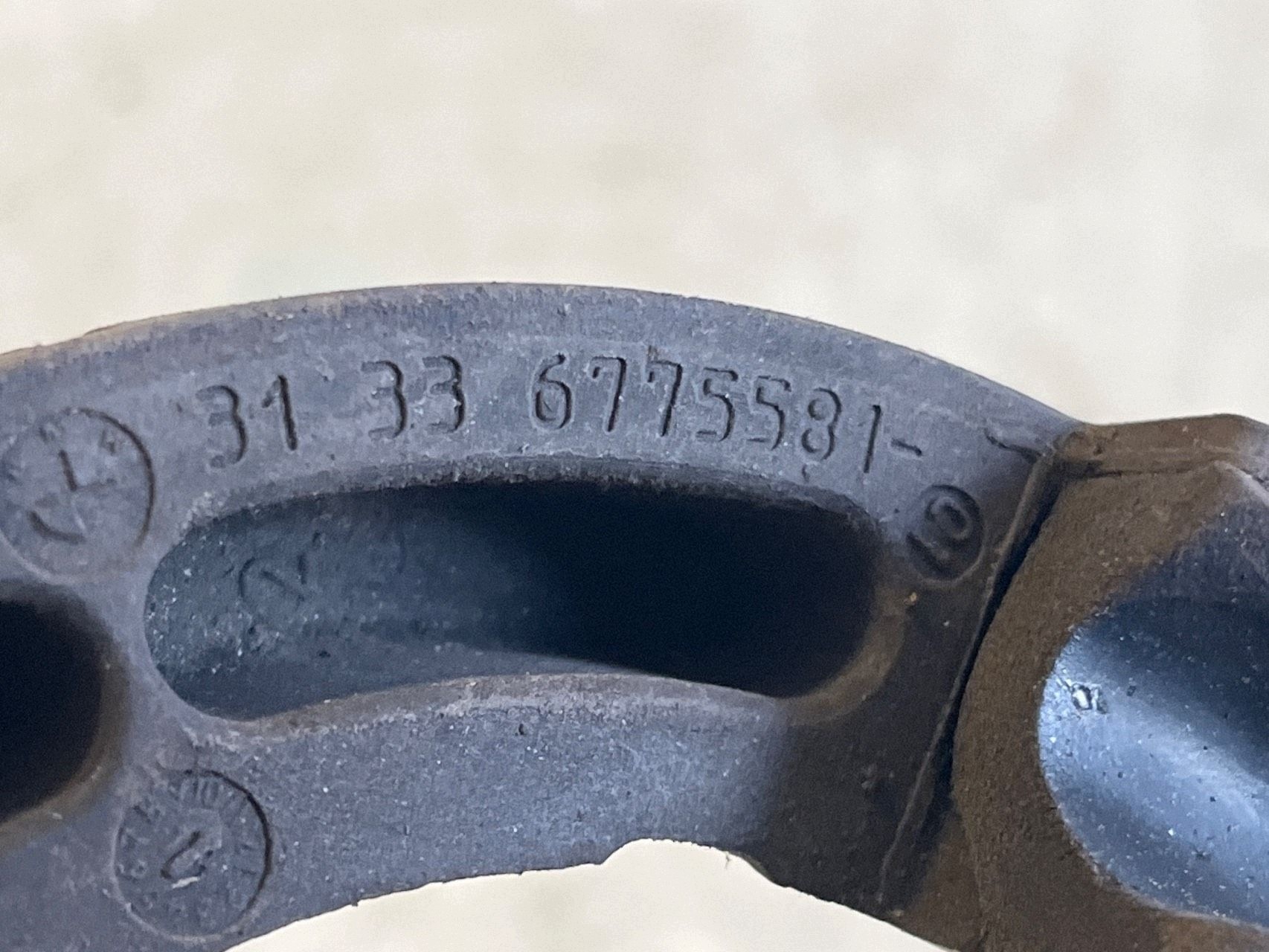 BMW X3 F25 Gummi Veer Links 6775581 image 3