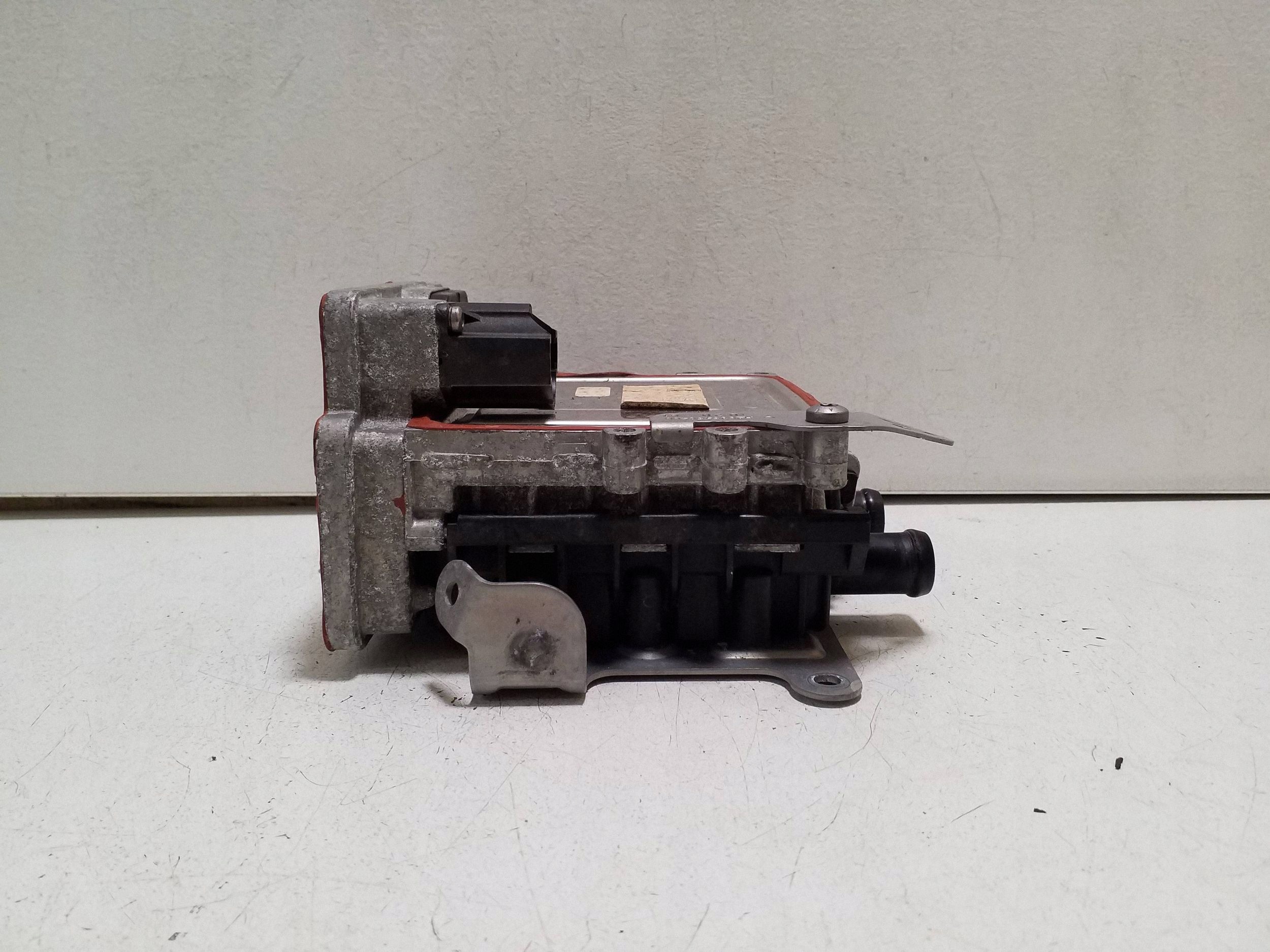Aquecedor de Líquido de Arrefecimento Mercedes A W177 A0008357300 image 4
