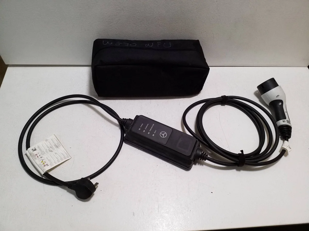 MERCEDES EQC CÂBLE CHARGEUR A0005837303