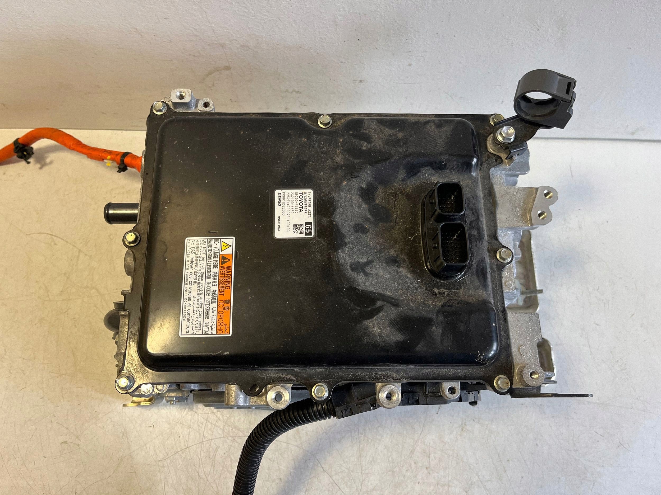 Toyota Corolla E210 Inverter G920047390 Begagnad image 3