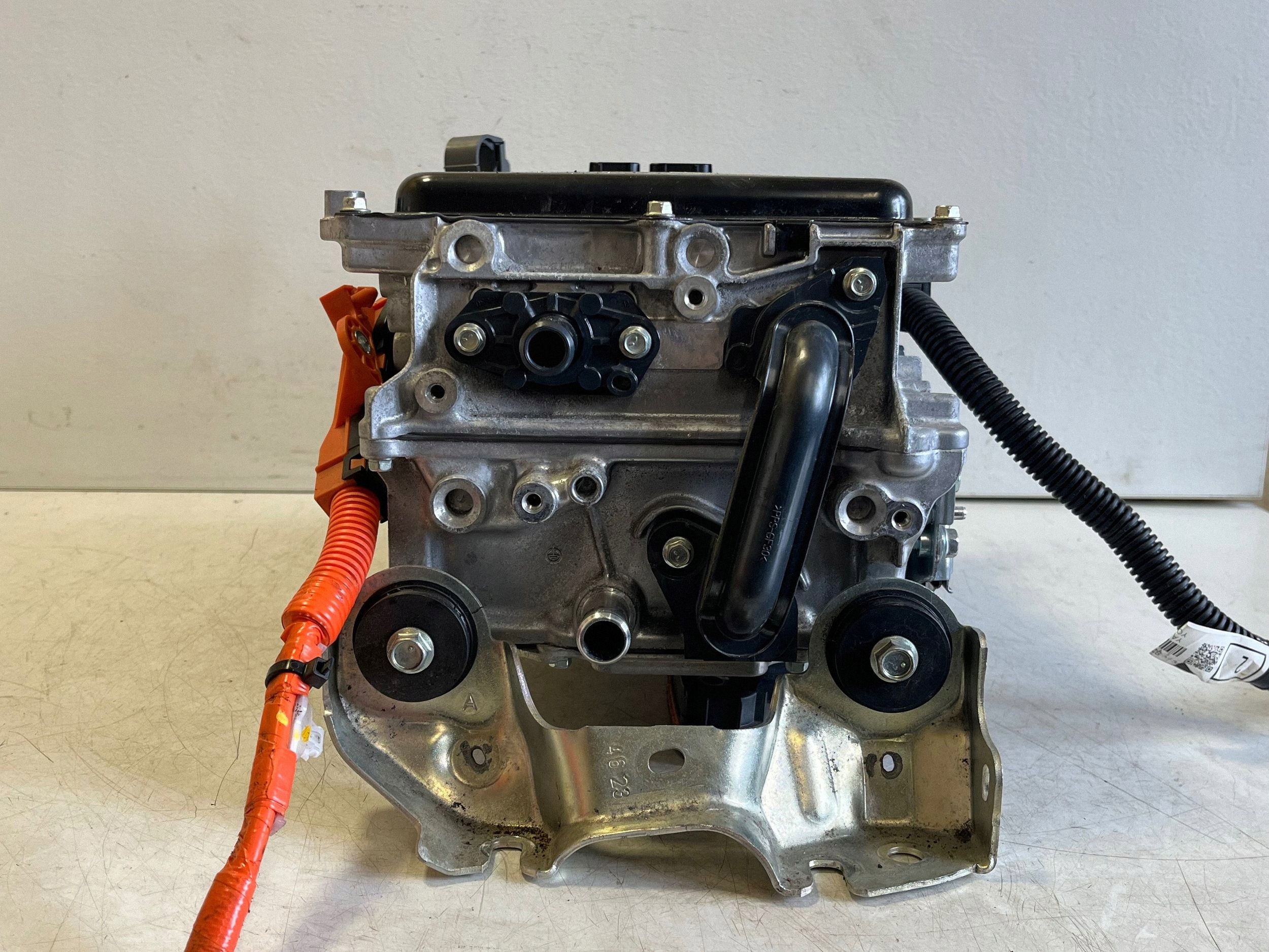 Toyota Corolla E210 Inverter G920047390 Begagnad image 5