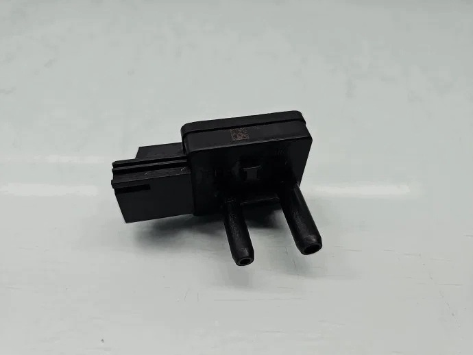 Volvo XC90 paineanturi 30785486 2.4 D5244T4