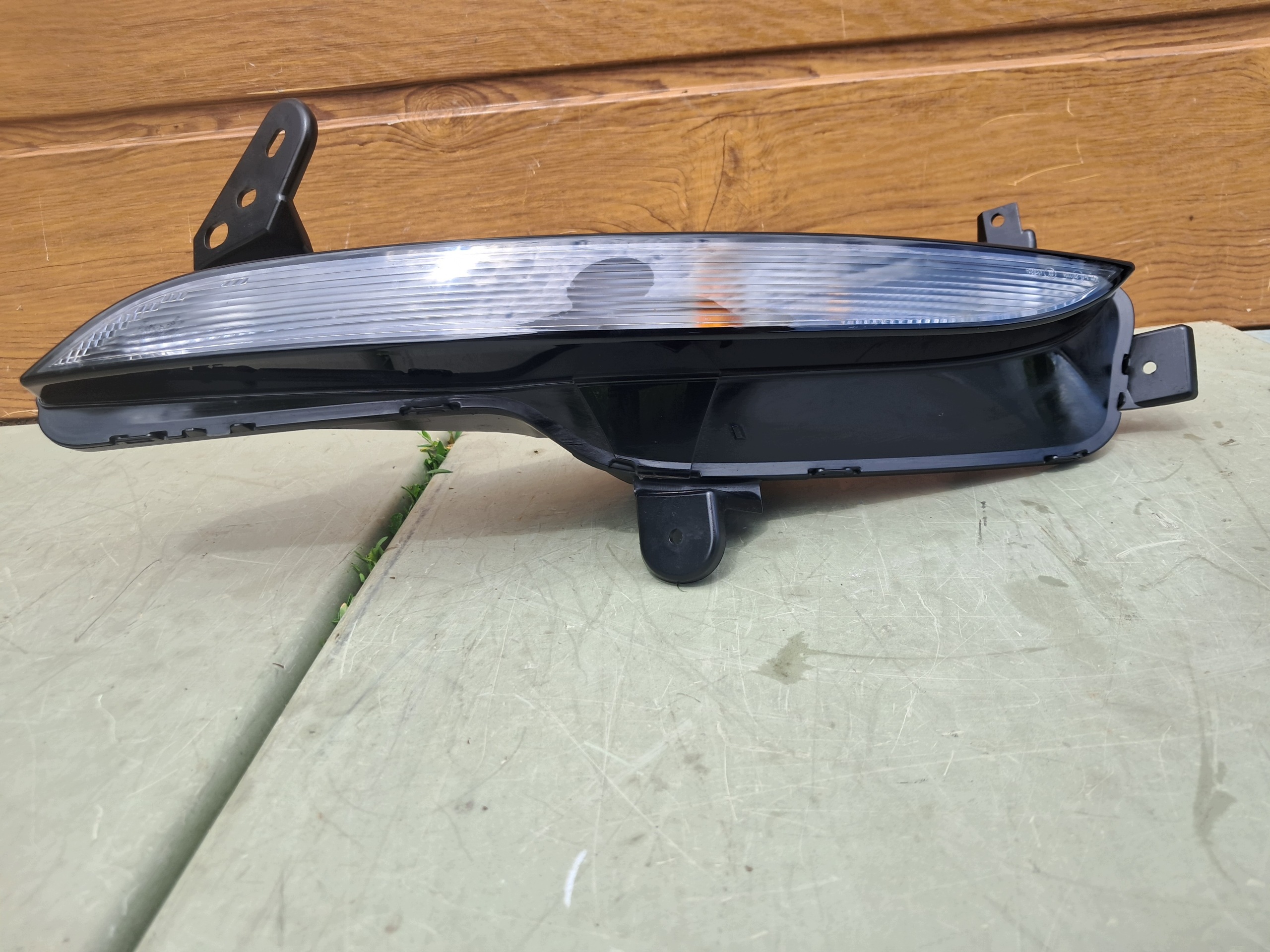 DIRECTION OF RIGHTS RENAULT MEGANE IV 261306376R