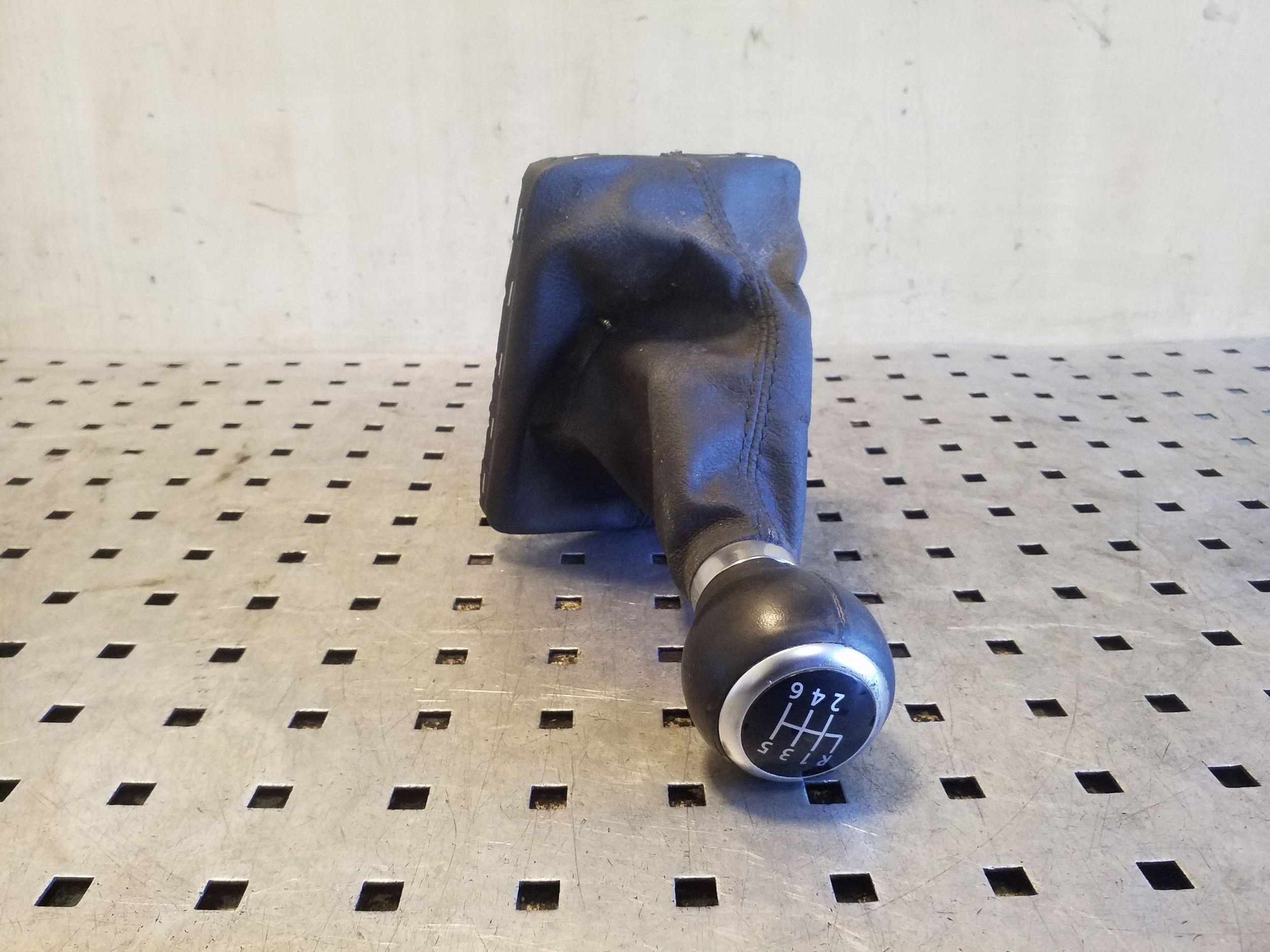 Pommel levier vitesse VW Passat B7 3AA711113C image 2