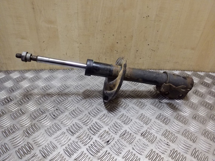 DACIA SANDERO FRONT SHOCK ABSORBER RIGHT SIDE 543022905R