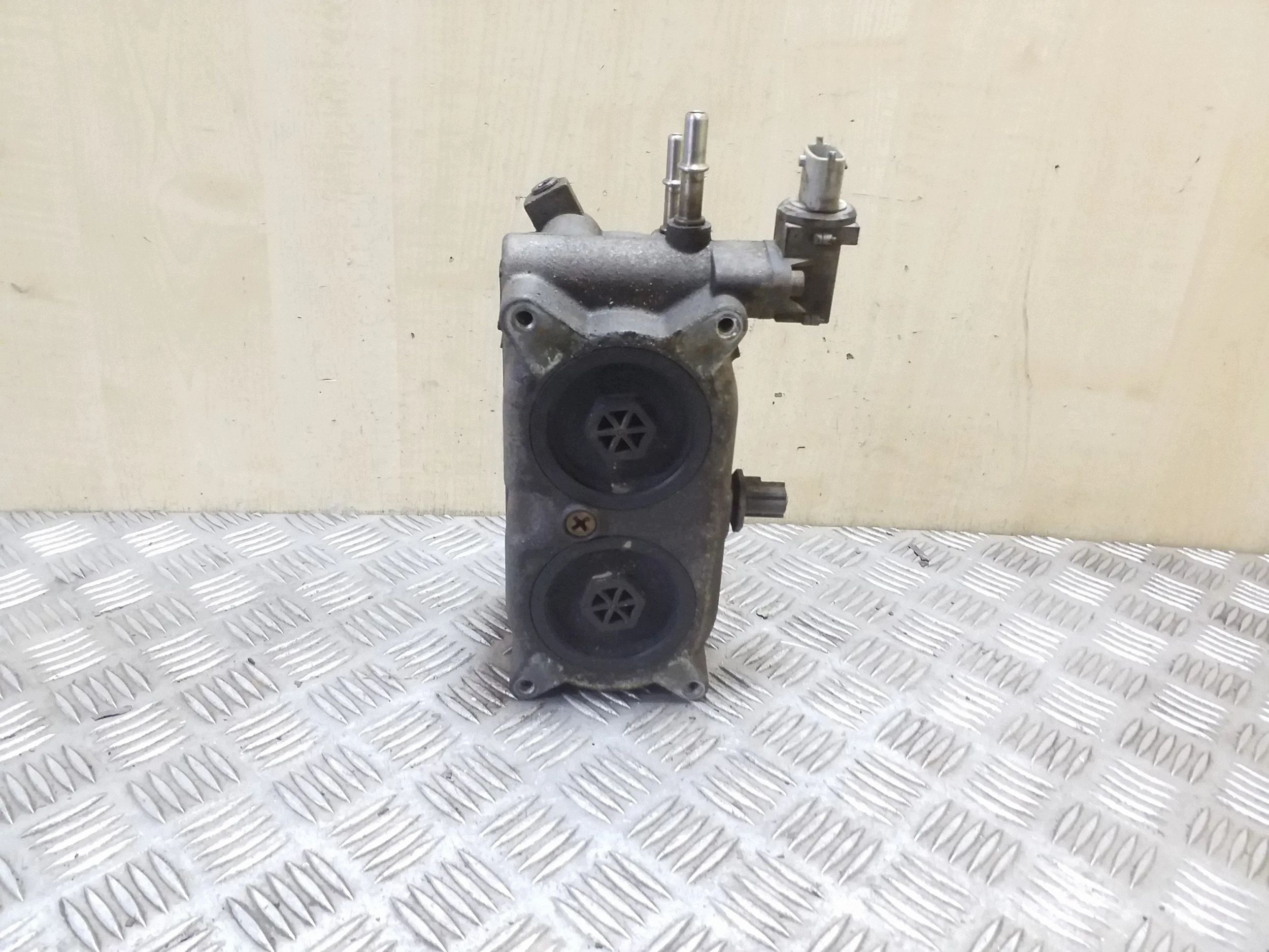 Jeep Grand Cherokee Fuel Filter Housing OEM VAL209797