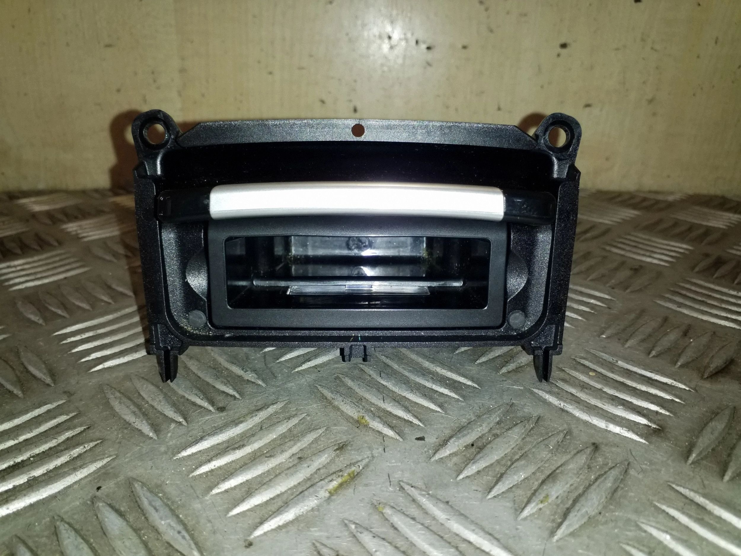 PORSCHE CAYENNE (92A) Cendrier avant 7P5857273D image 4