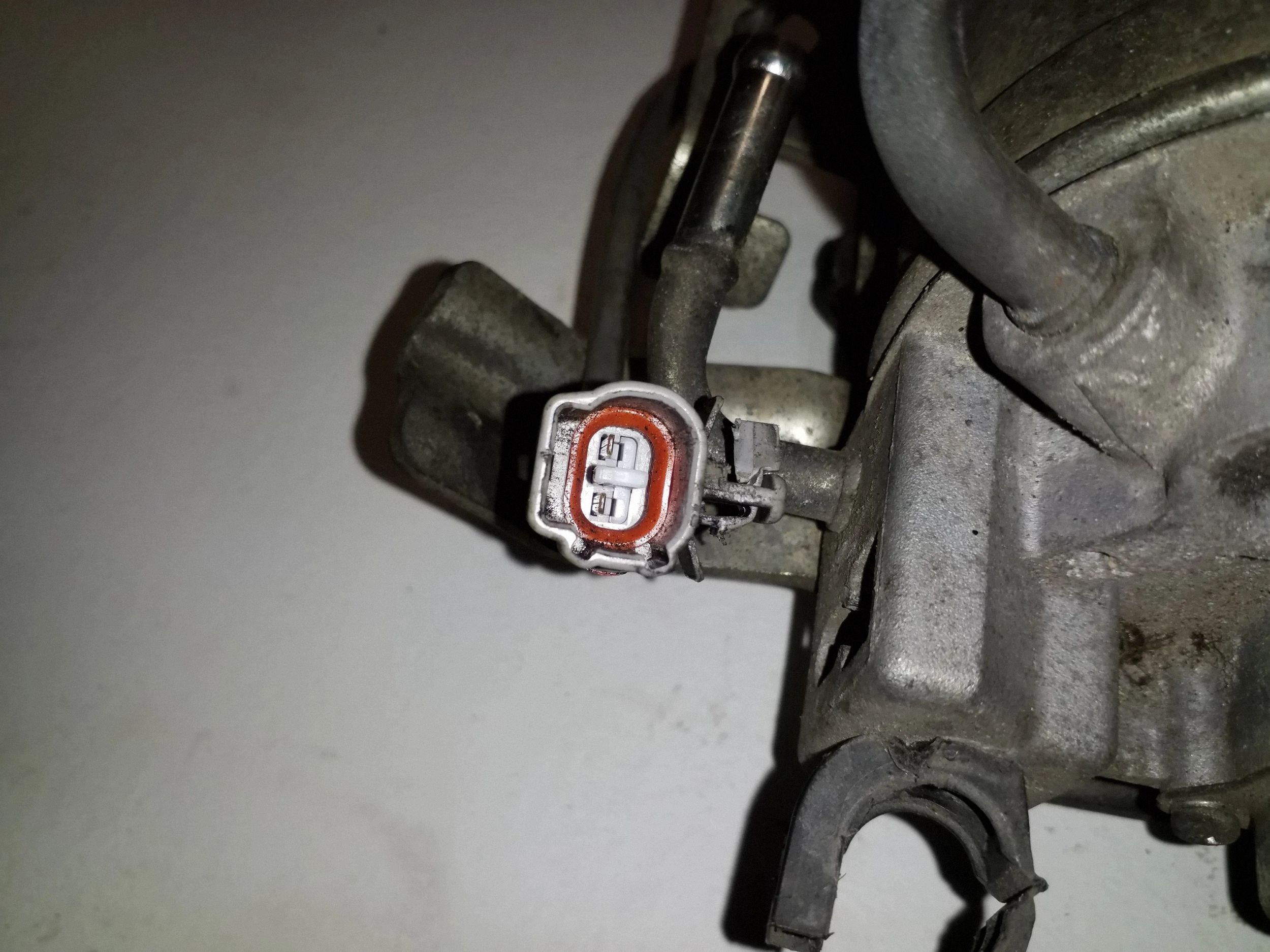Mitsubishi Outlander Bränslefilter OEM VAL228660 image 7