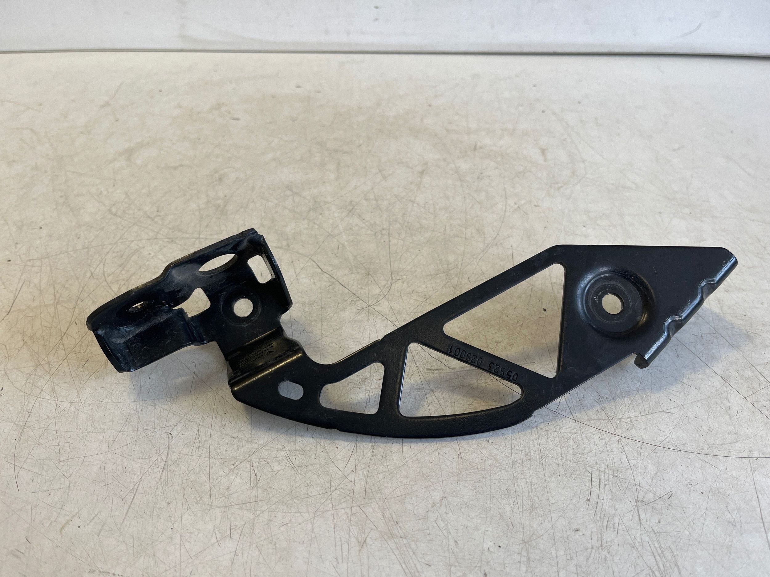 Porsche Taycan 9J1 Compresseur Climatisation 9J1820905B image 3