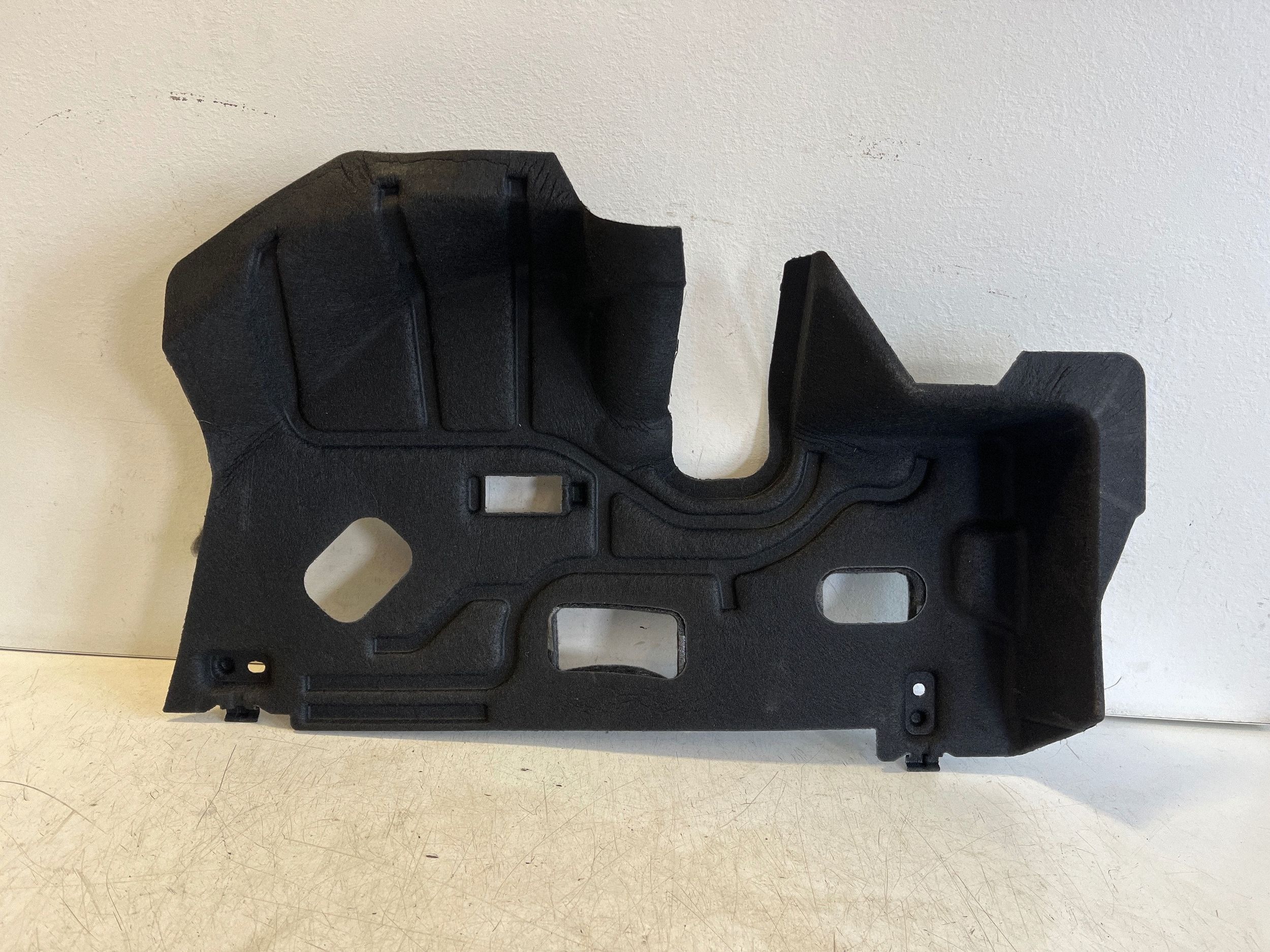 Porsche Taycan 9J1 Insulation Avant 9JA858443A image 2
