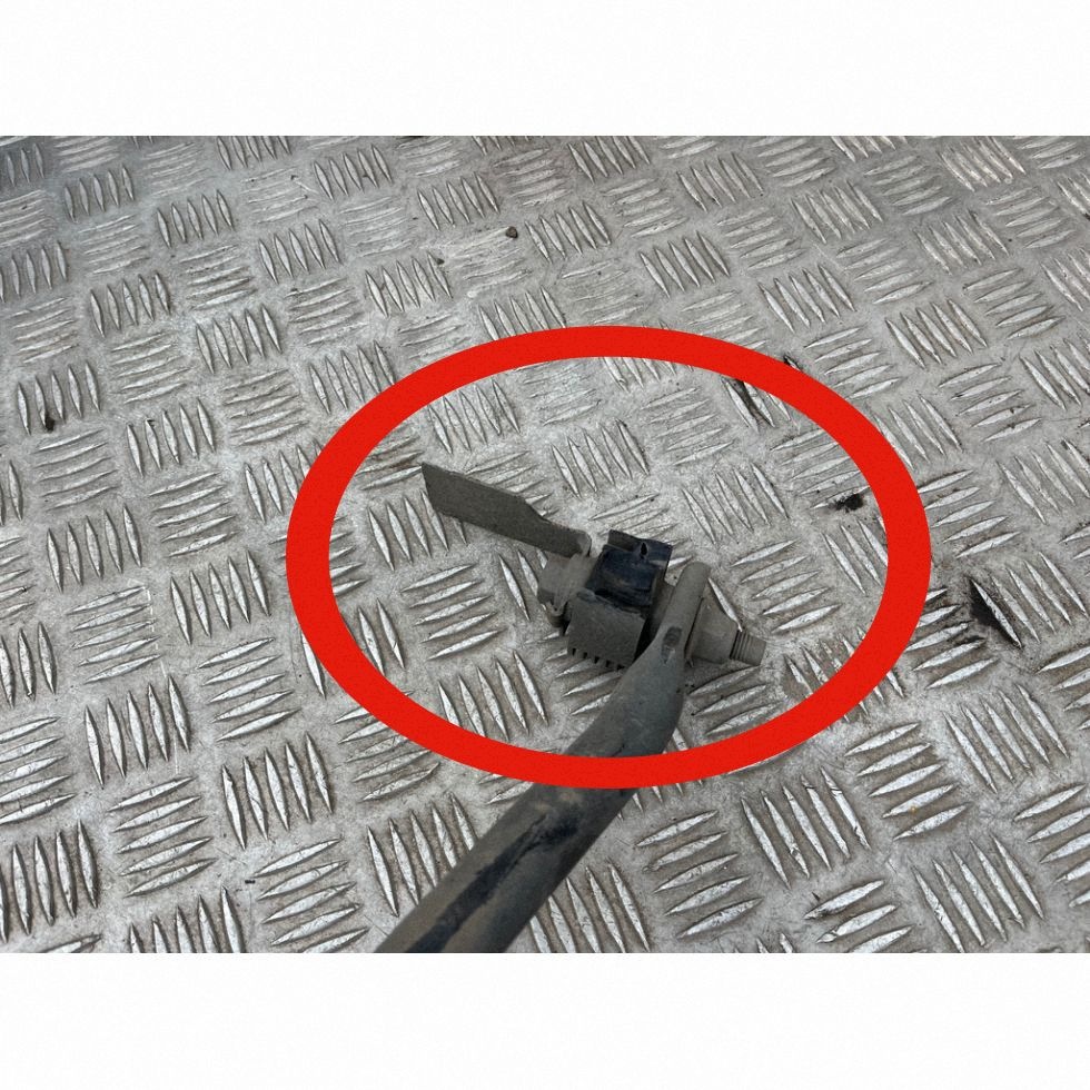 Opel Vivaro Stabilisator Achter (VAL321238) image 4