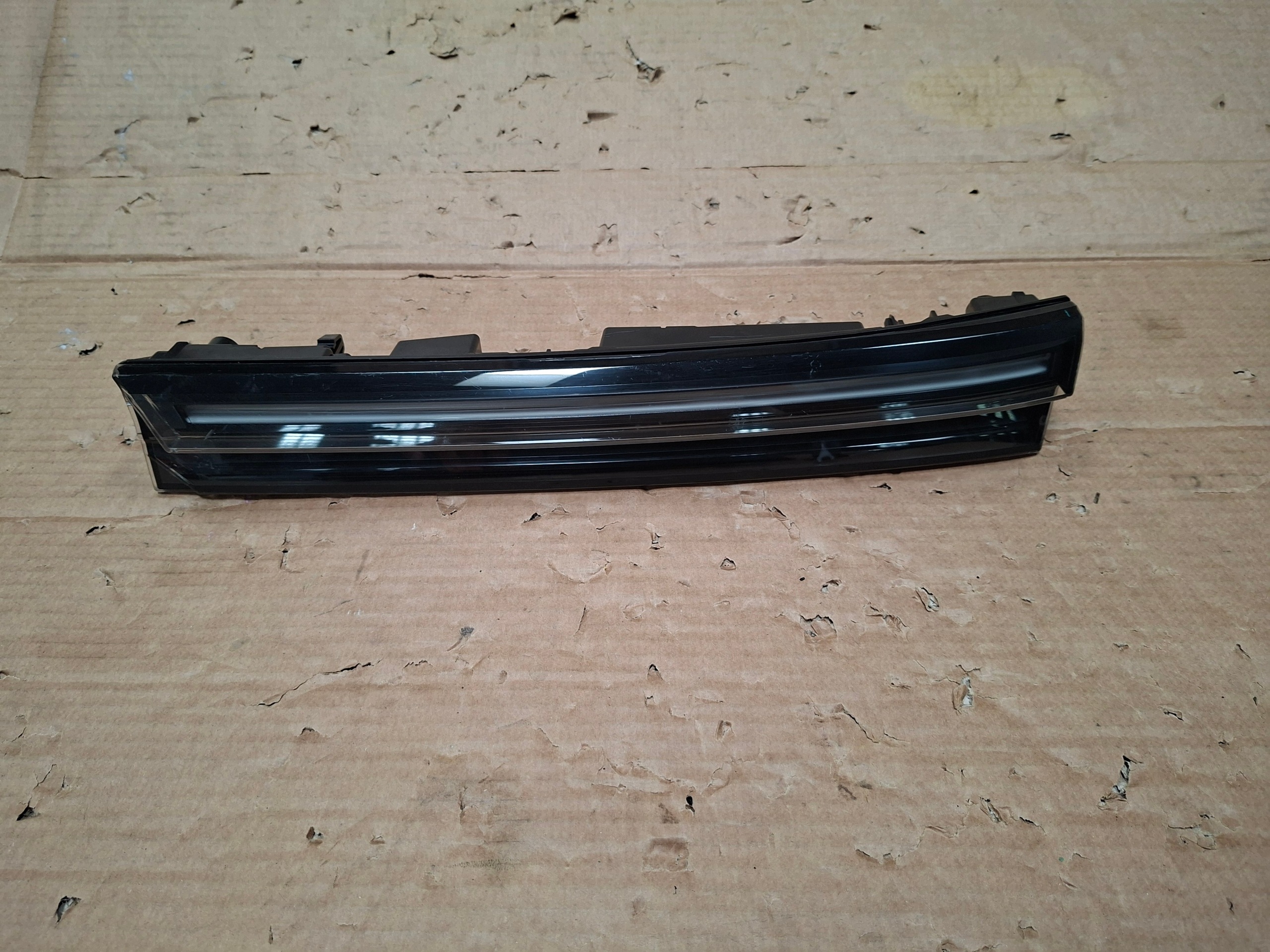 Farol VW Tayron II LED Esquerdo Usado image 2